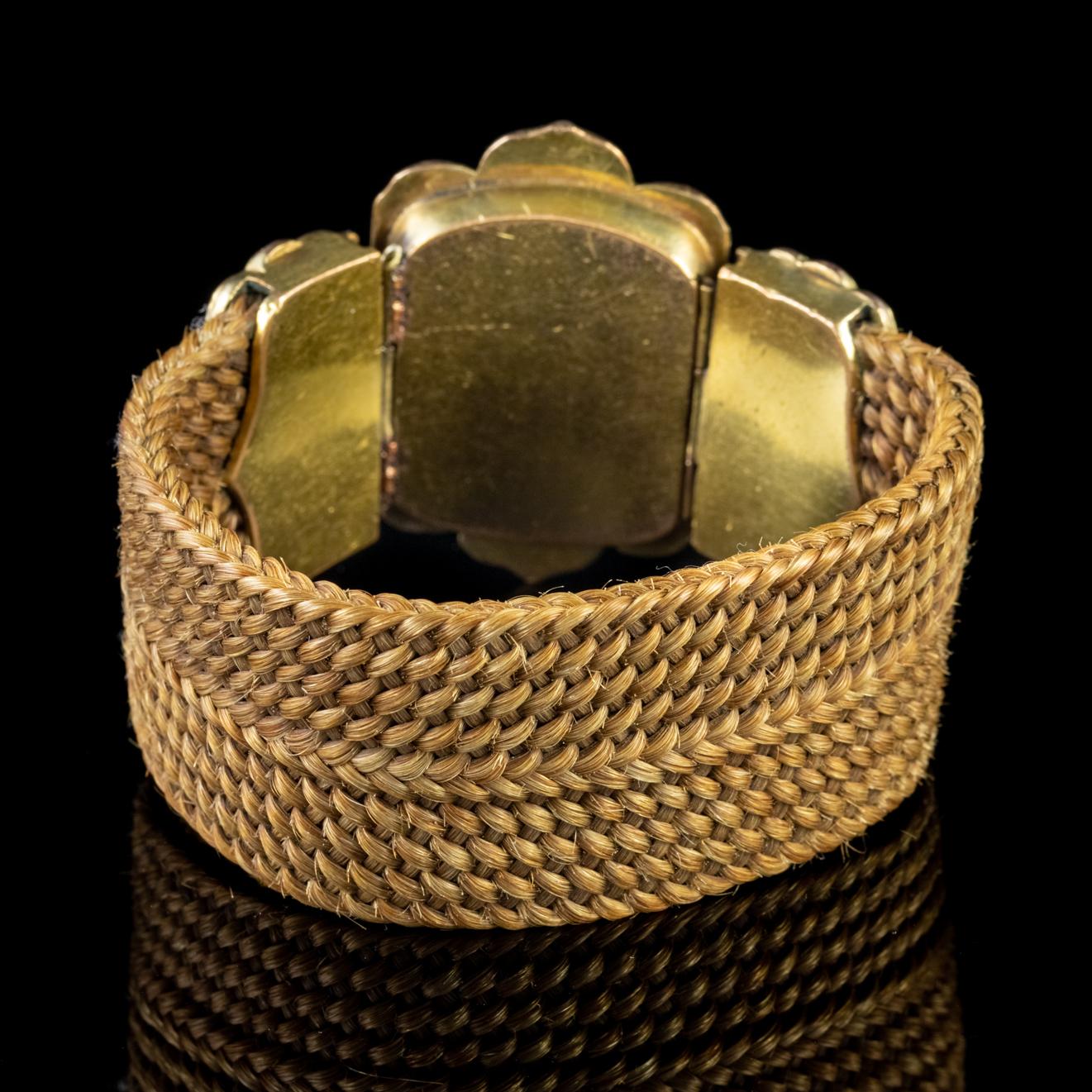 Women's Antique Georgian Mourning Hair Bracelet 18 Carat Gold, circa 1780 For Sale