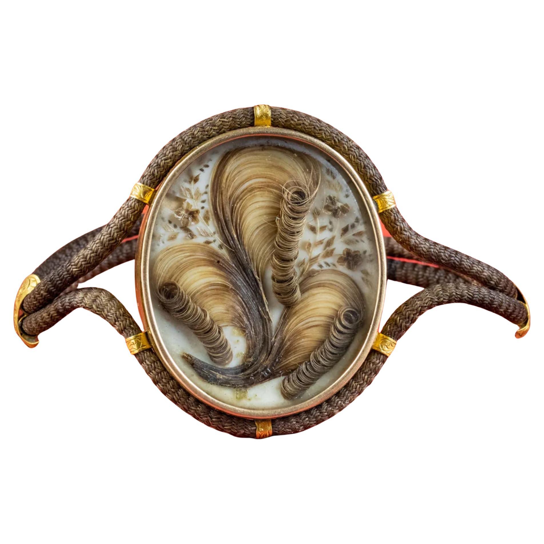 Antikes georgianisches Armband aus 18 Karat Gold für trauernde Haare, um 1820 im Angebot