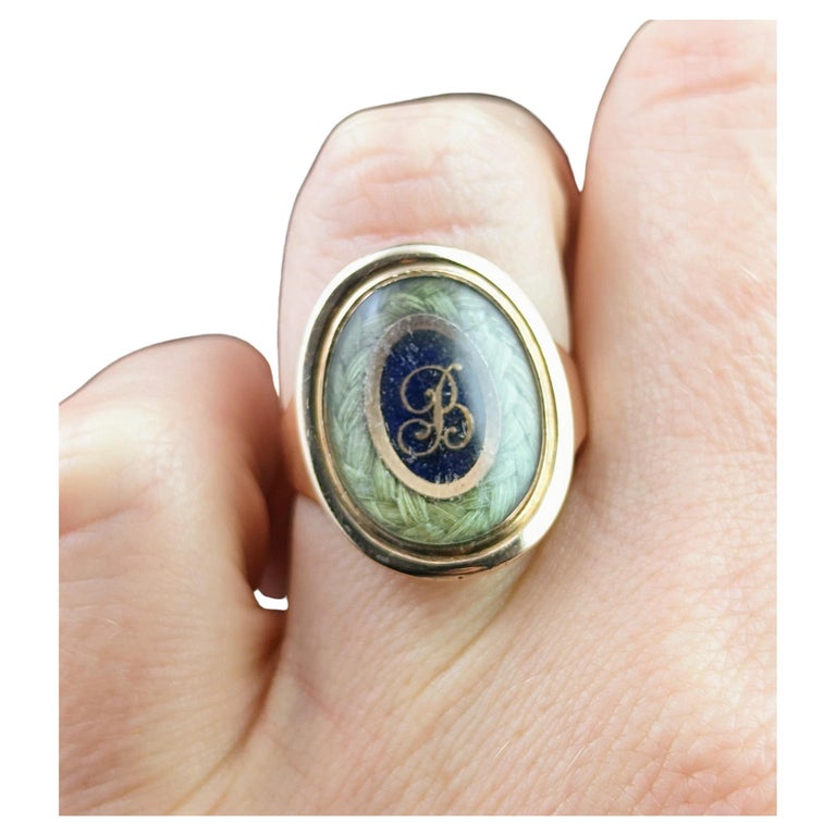 Antique Georgian Mourning Ring, 18 Karat Yellow Gold, Blue Enamel and Hairwork For Sale