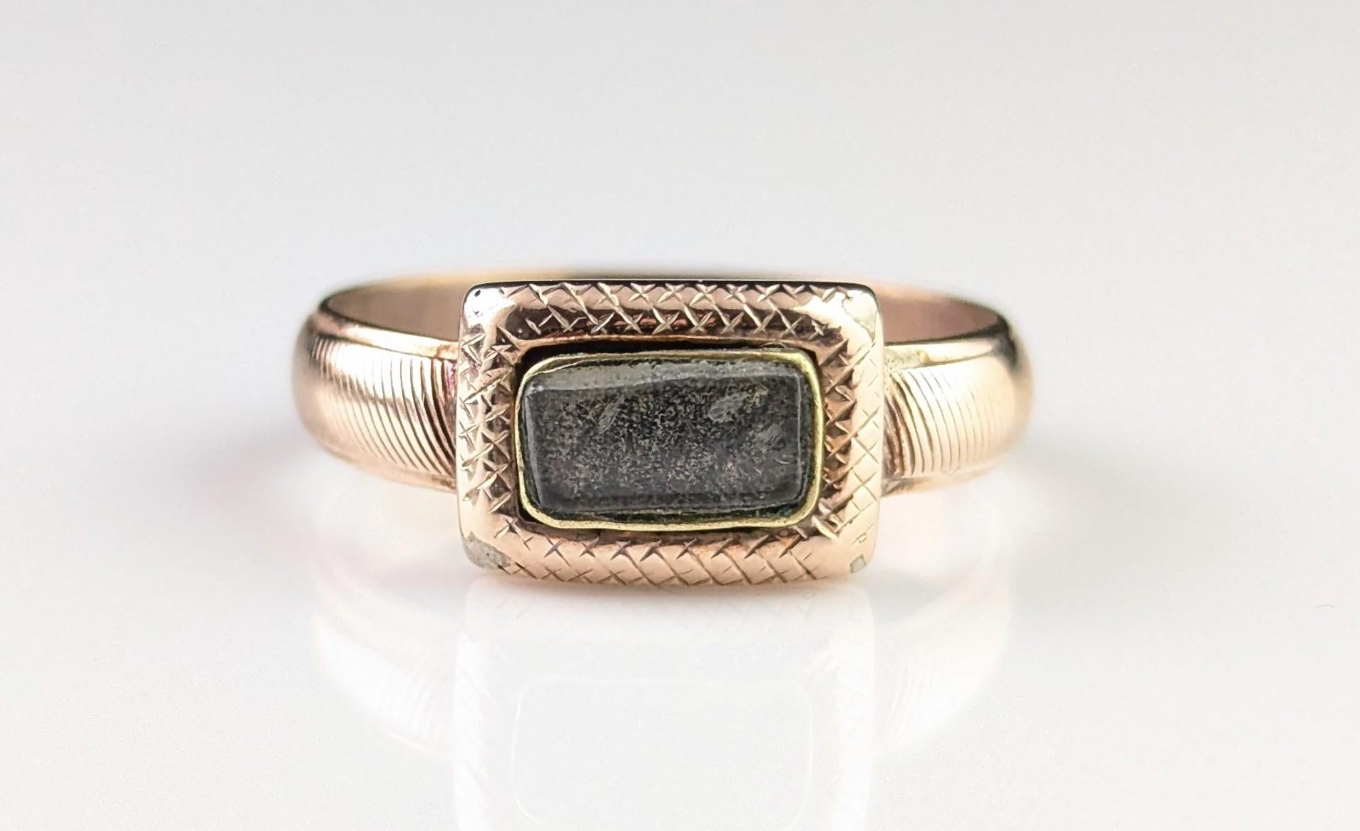 Antique Georgian mourning ring, 9k rose gold For Sale 8