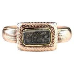Anillo de luto georgiano antiguo, oro rosa de 9 quilates