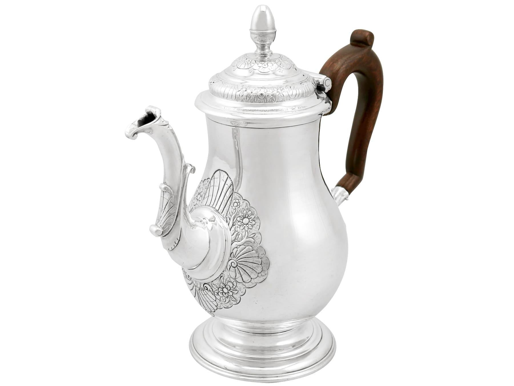 Antique Georgian Newcastle Sterling Silver Coffee Pot For Sale 4