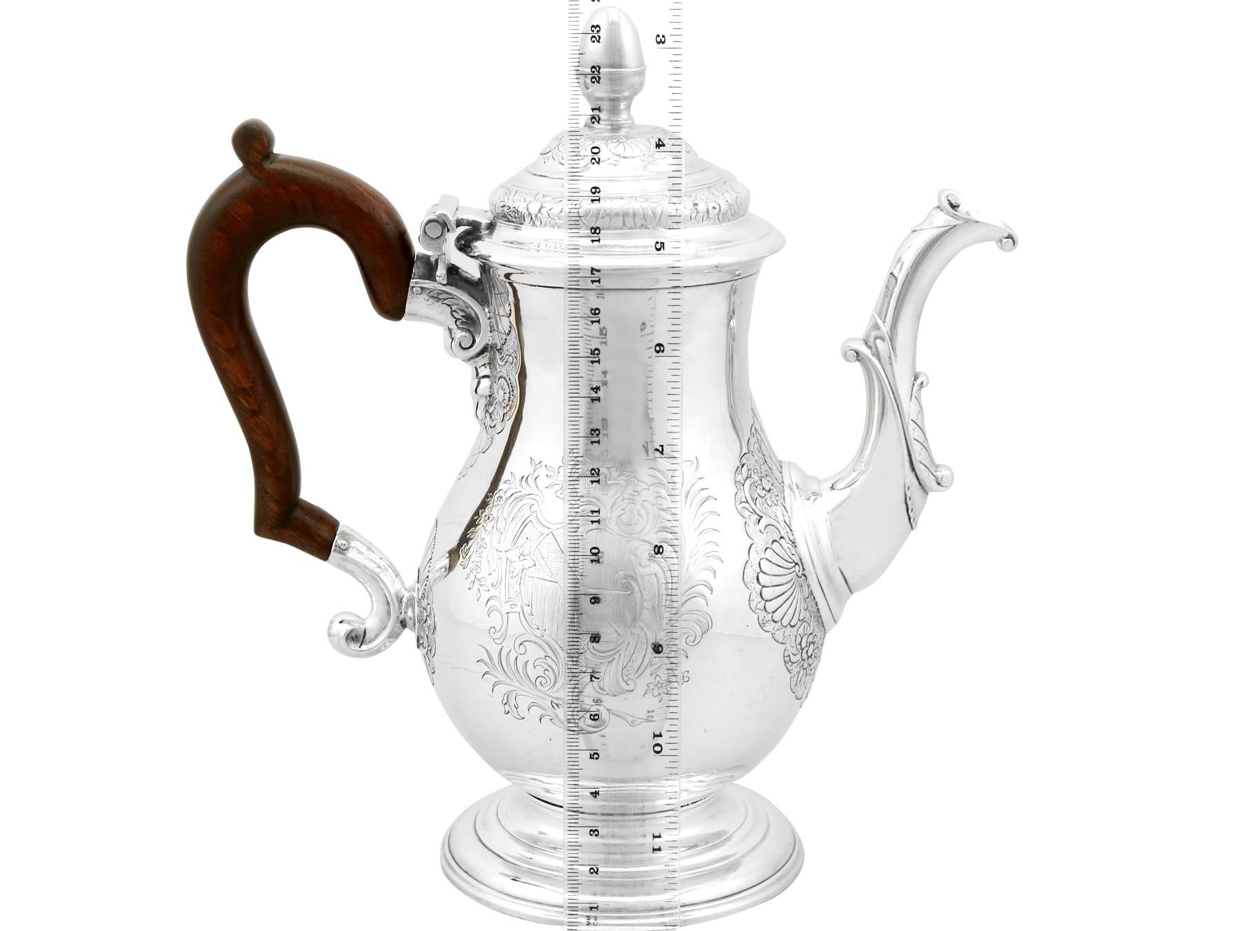 Antique Georgian Newcastle Sterling Silver Coffee Pot For Sale 1