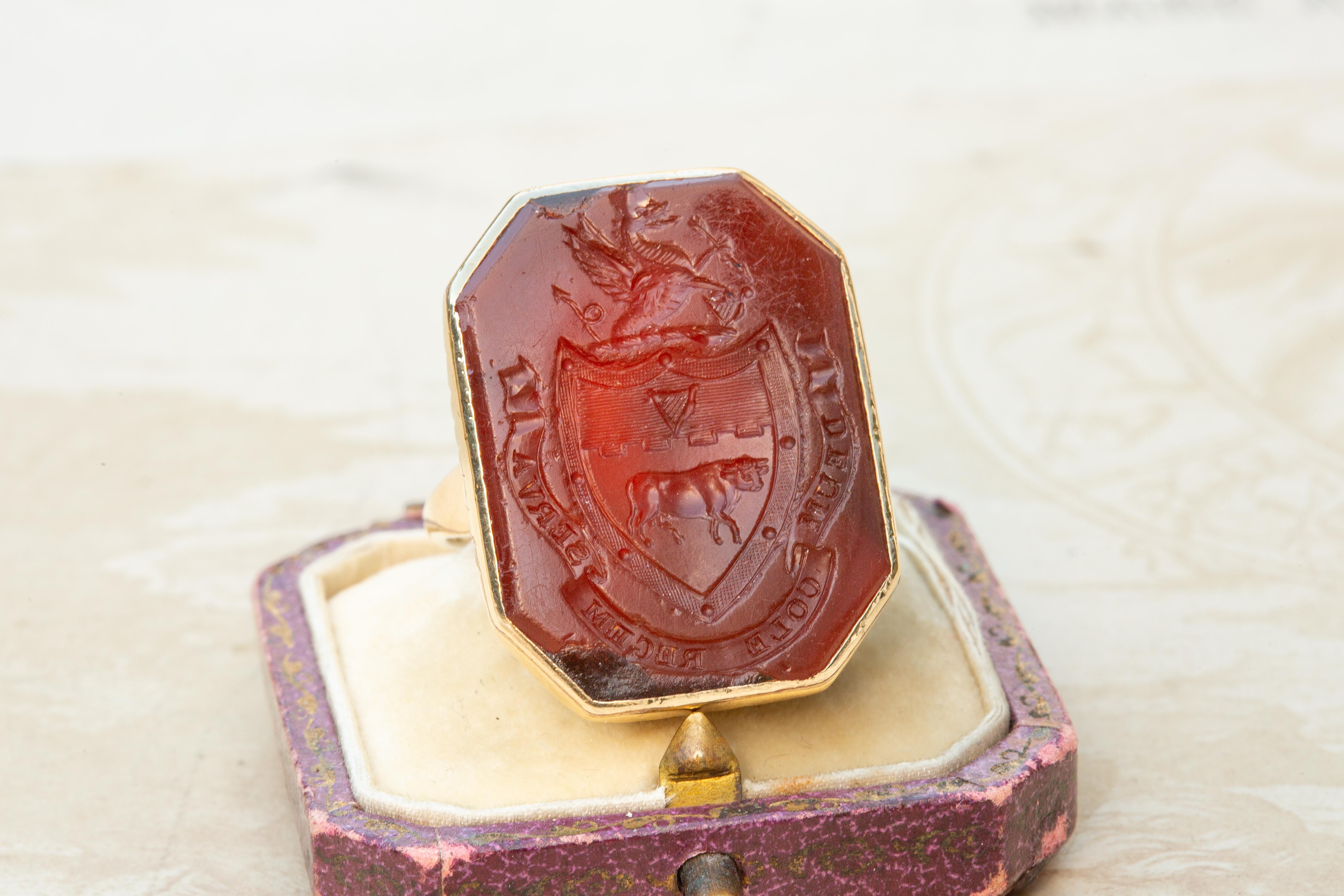Antique Georgian Noble Irish 'Cole' Family Coat of Arms Signet Ring Earl's Ring For Sale 3