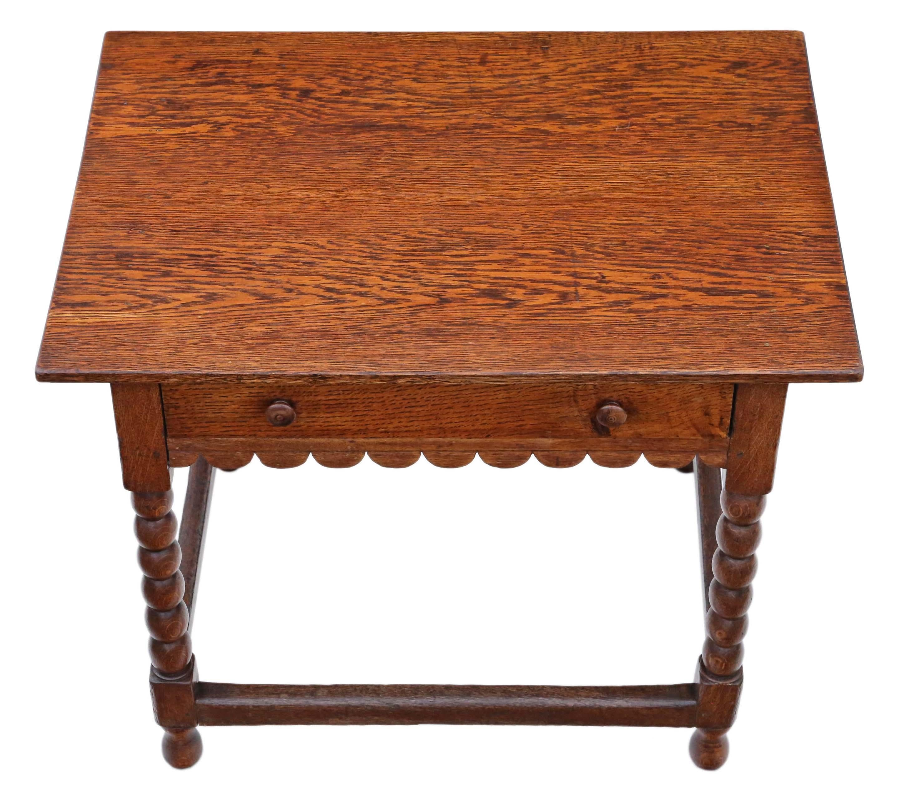 Antique quality Georgian C1800 and later oak writing side occasional table with drawer. 

Solid with no loose joints. A charming table. The drawer slides freely.

Would look great in the right location!

Overall maximum dimensions: 87cm W x