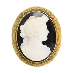 Antique Georgian Onyx Classical Cameo Brooch