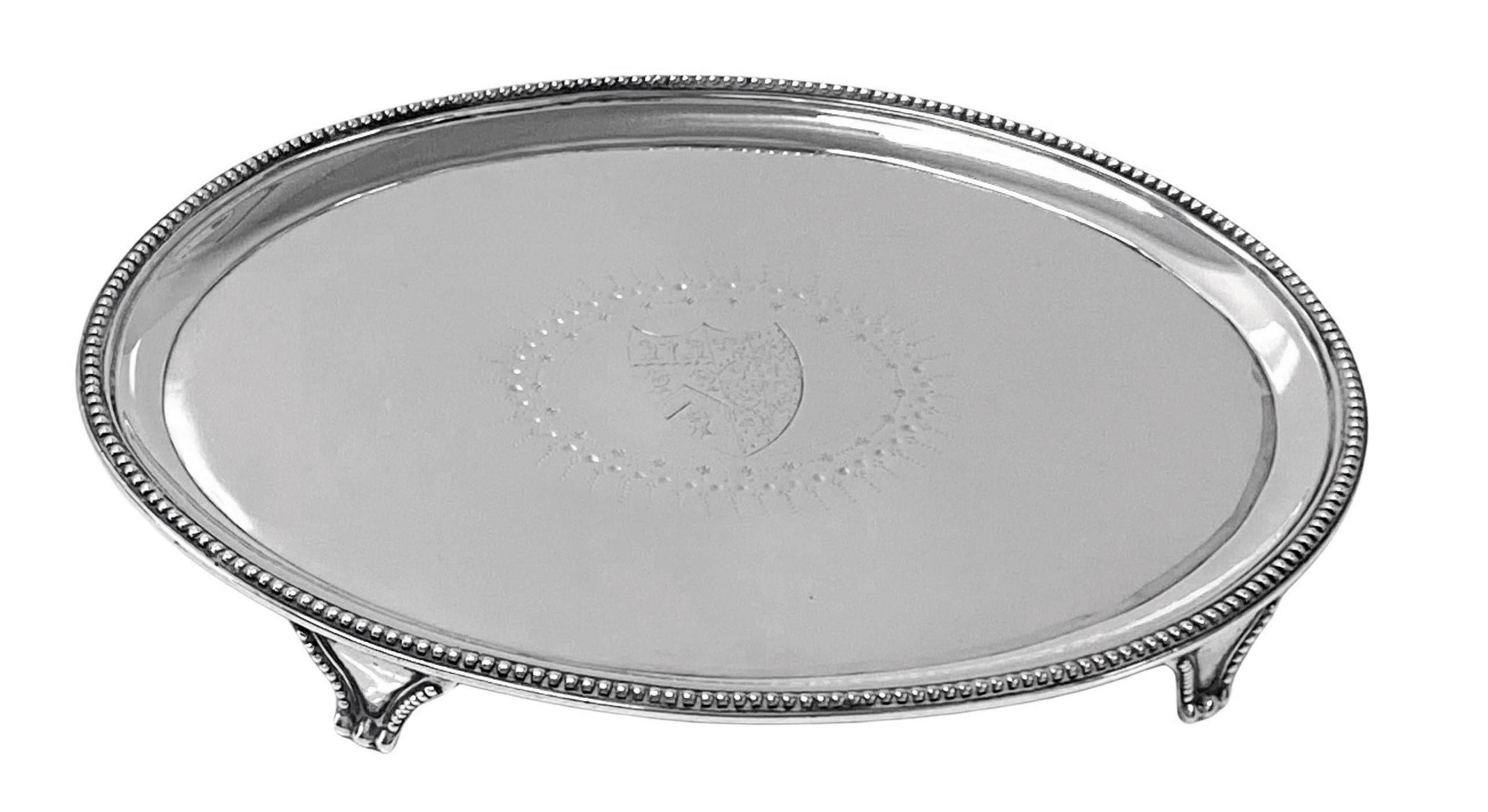 Anglais Plateau Salver ovale géorgien ancien Londres 1784 Elizabeth Jones en vente