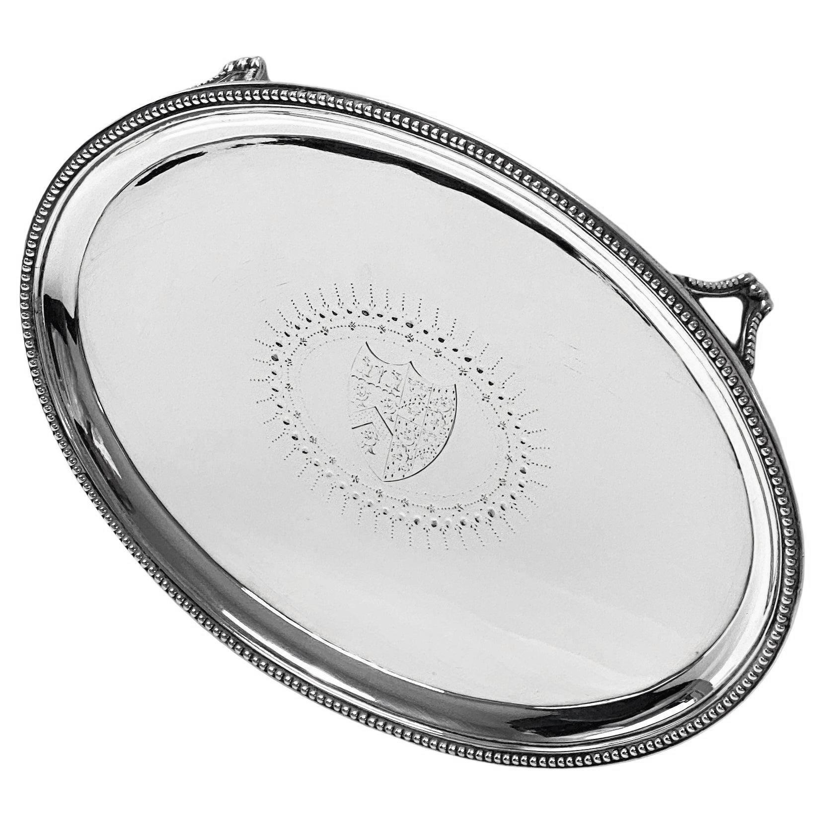 Plateau Salver ovale géorgien ancien Londres 1784 Elizabeth Jones en vente 1