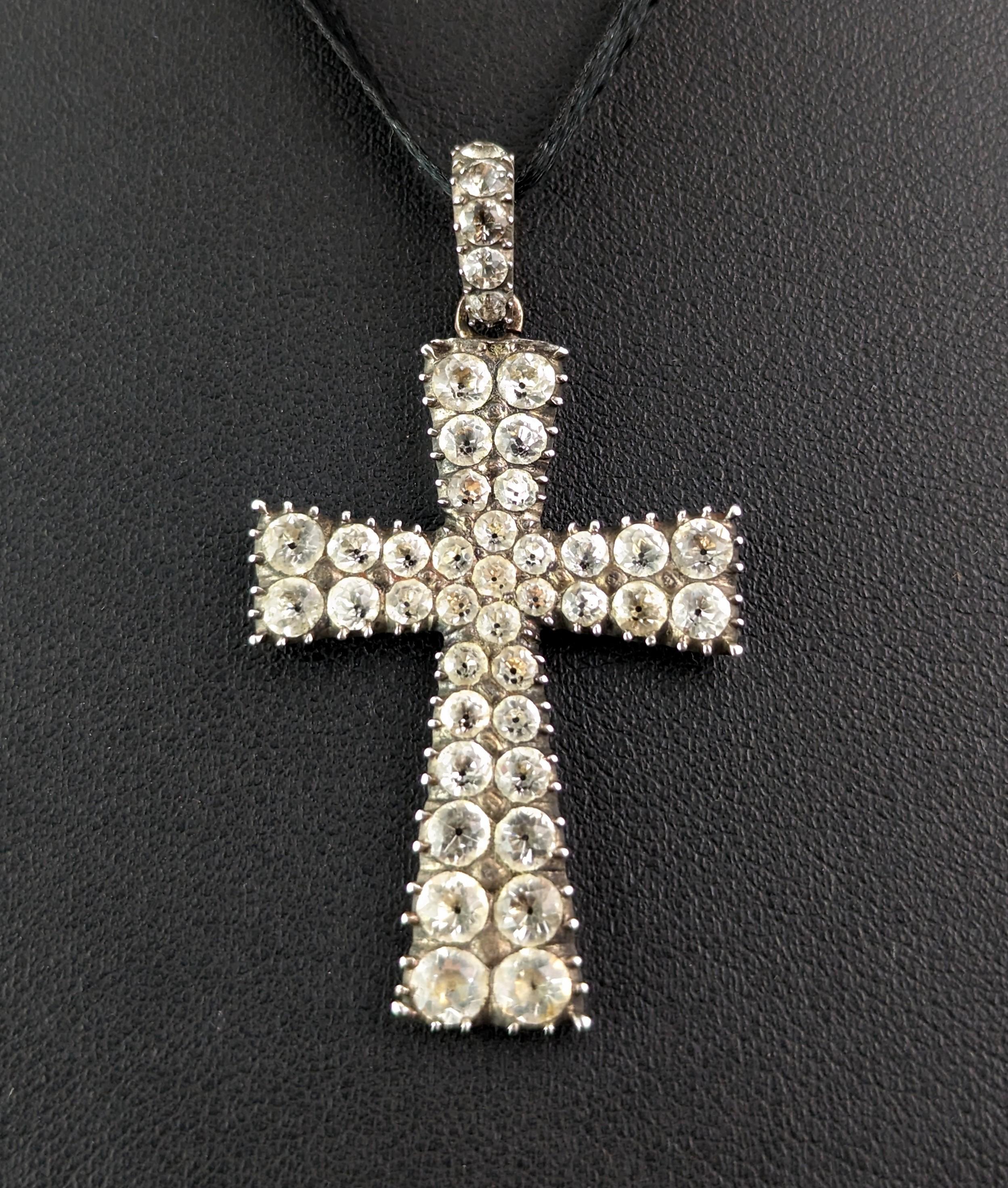 Antique Georgian paste cross pendant, sterling silver  In Good Condition For Sale In NEWARK, GB
