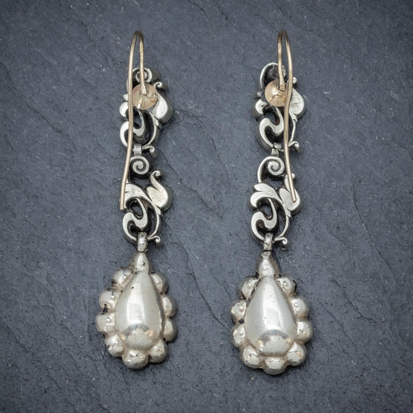 Antique Georgian Paste Stone Drop Earrings Silver, circa 1830 In Good Condition In Lancaster , GB