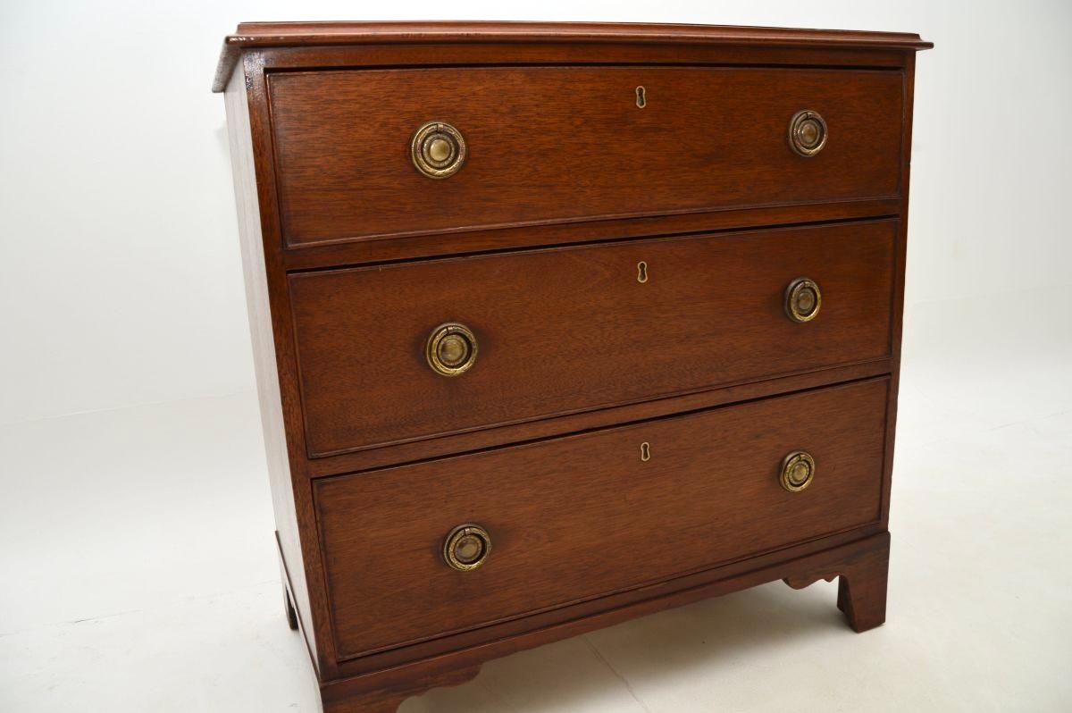 Bois Ancienne commode d'époque géorgienne en vente