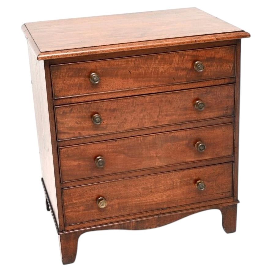 Antique Georgian Period Chest of Drawers For Sale
