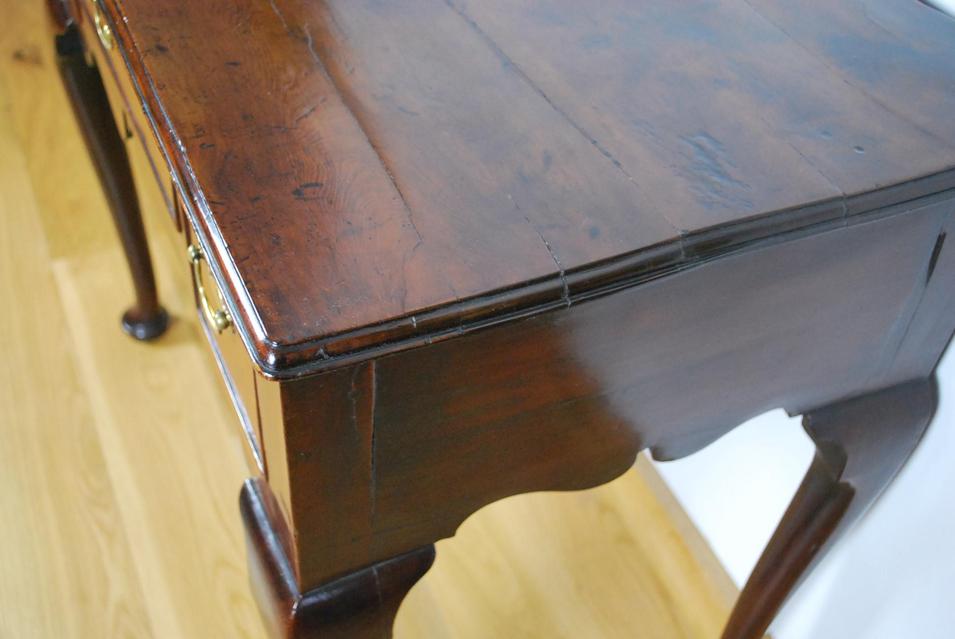 18th Century Antique Georgian period English solid Yew Wood Lowboy / side table For Sale