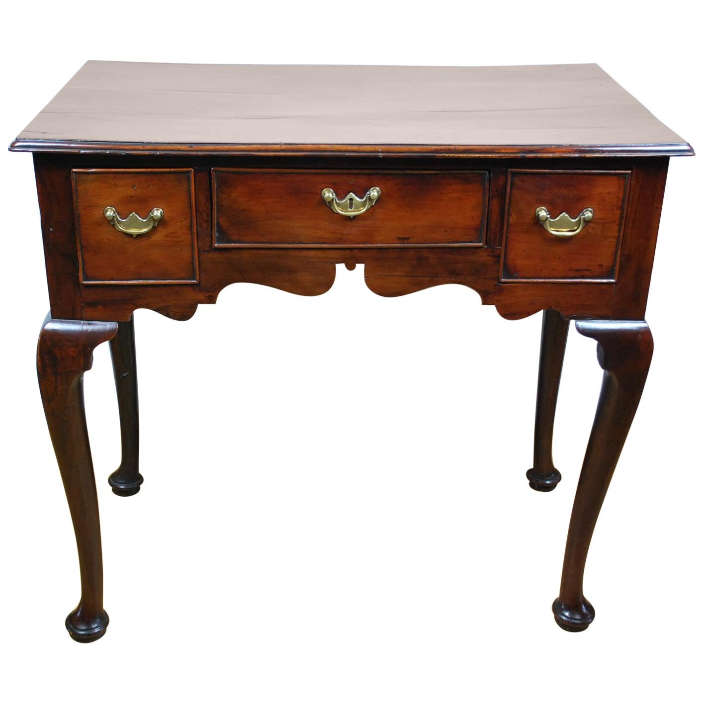Antique Georgian period English solid Yew Wood Lowboy / side table For Sale