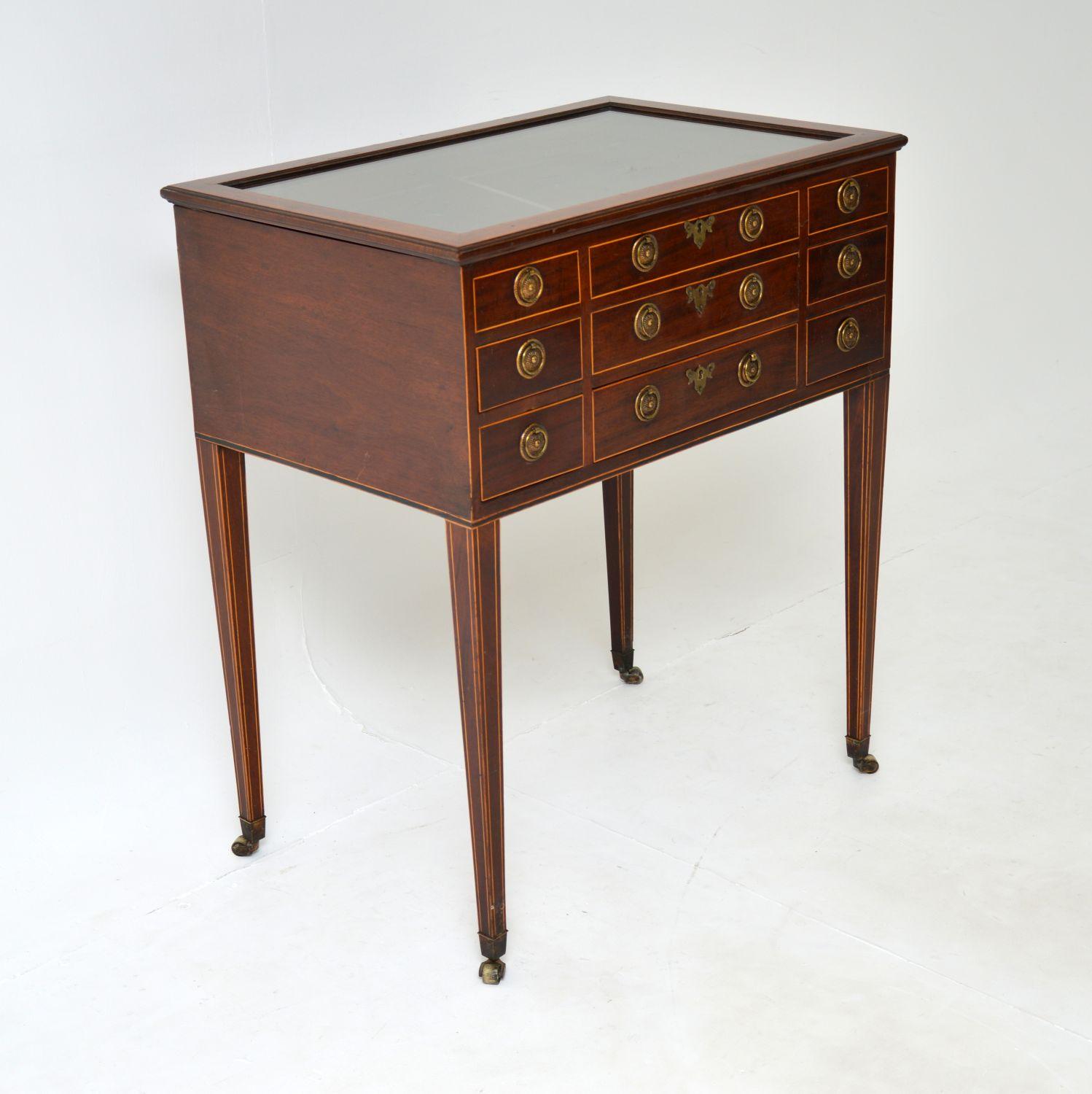 Antique Georgian Period Inlaid Display Case Table In Good Condition In London, GB