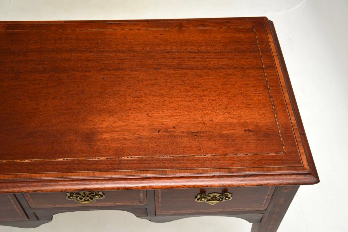 Bois Table d'appoint basse d'époque géorgienne ancienne en vente