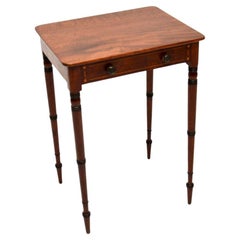 Table d'appoint ancienne d'époque géorgienne