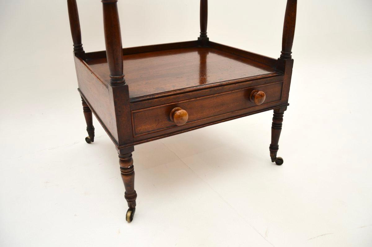 Antiguo soporte para Whatnot de la época georgiana en venta 2