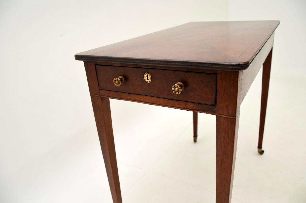 Antique Georgian Period Writing / Side Table For Sale 1