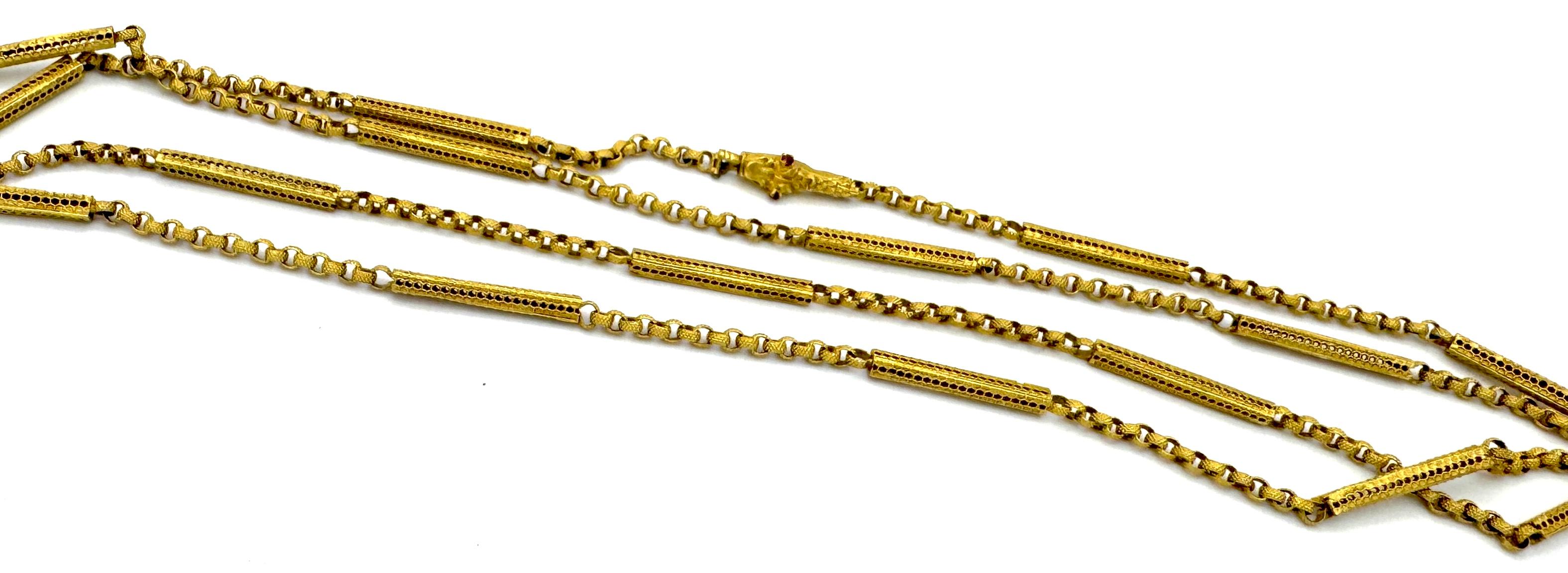 Women's Antique Georgian Pinchbeek Long Guard chain Snaskes Head Clasp For Sale