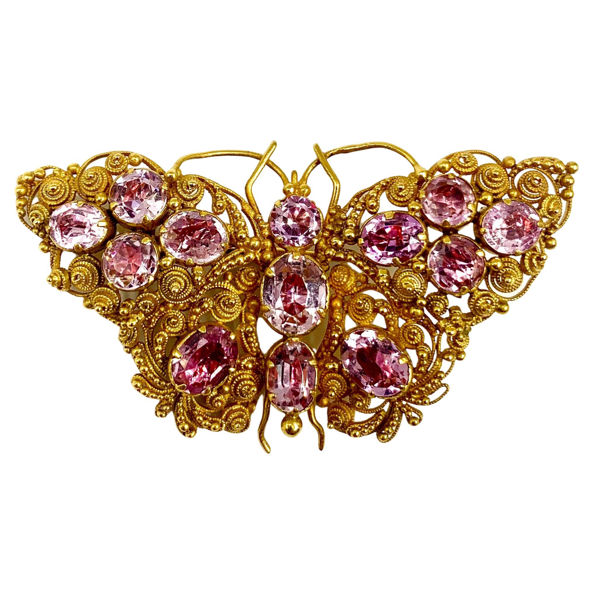Antike georgianische Schmetterlingsbrosche aus 18 Karat Cannetille mit rosa Turmalin und Gold im Angebot