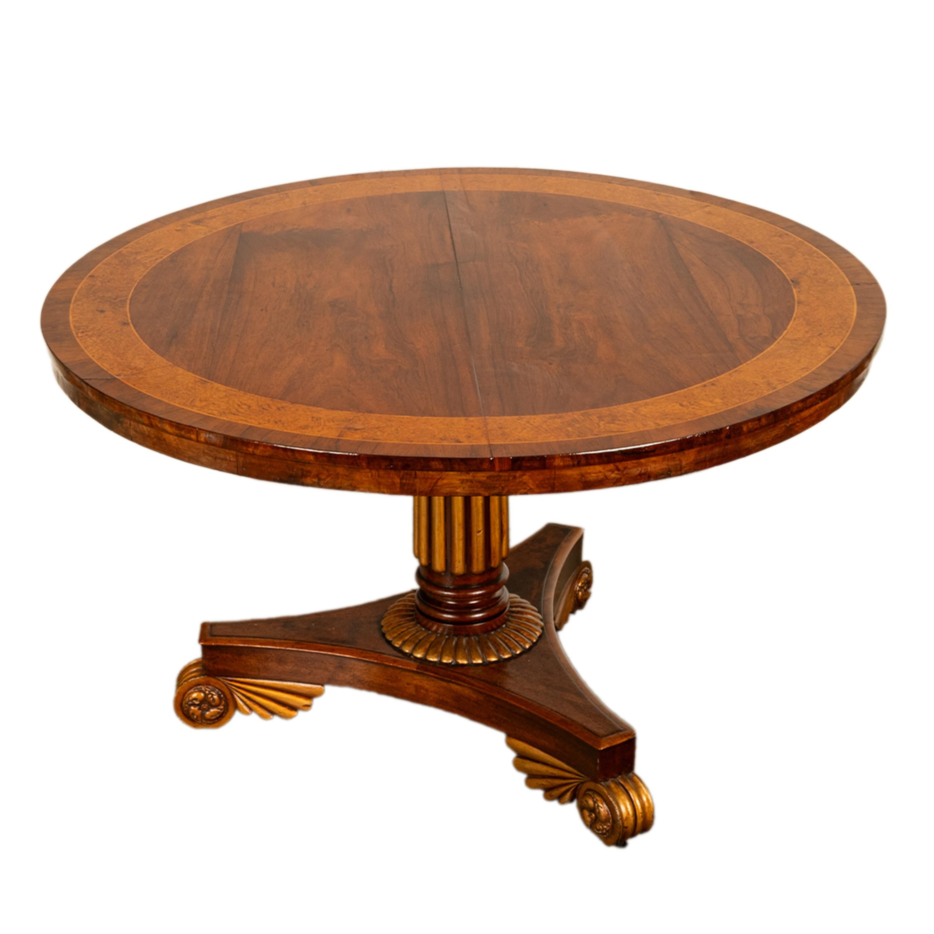 Anglais Ancienne table de salle à manger à plateau basculant en noyer doré Amboyna Regency Georgian en vente
