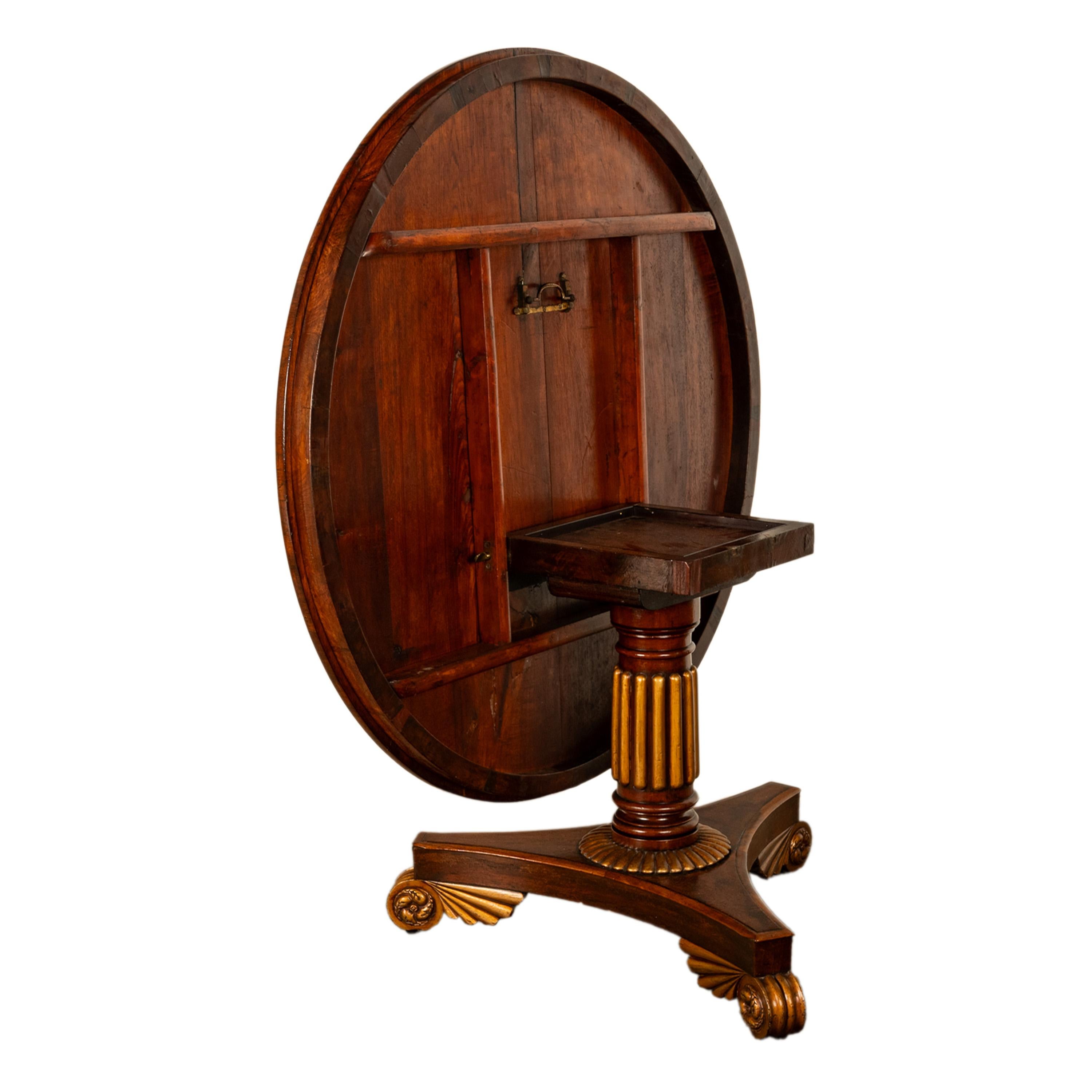 Ancienne table de salle à manger à plateau basculant en noyer doré Amboyna Regency Georgian en vente 2