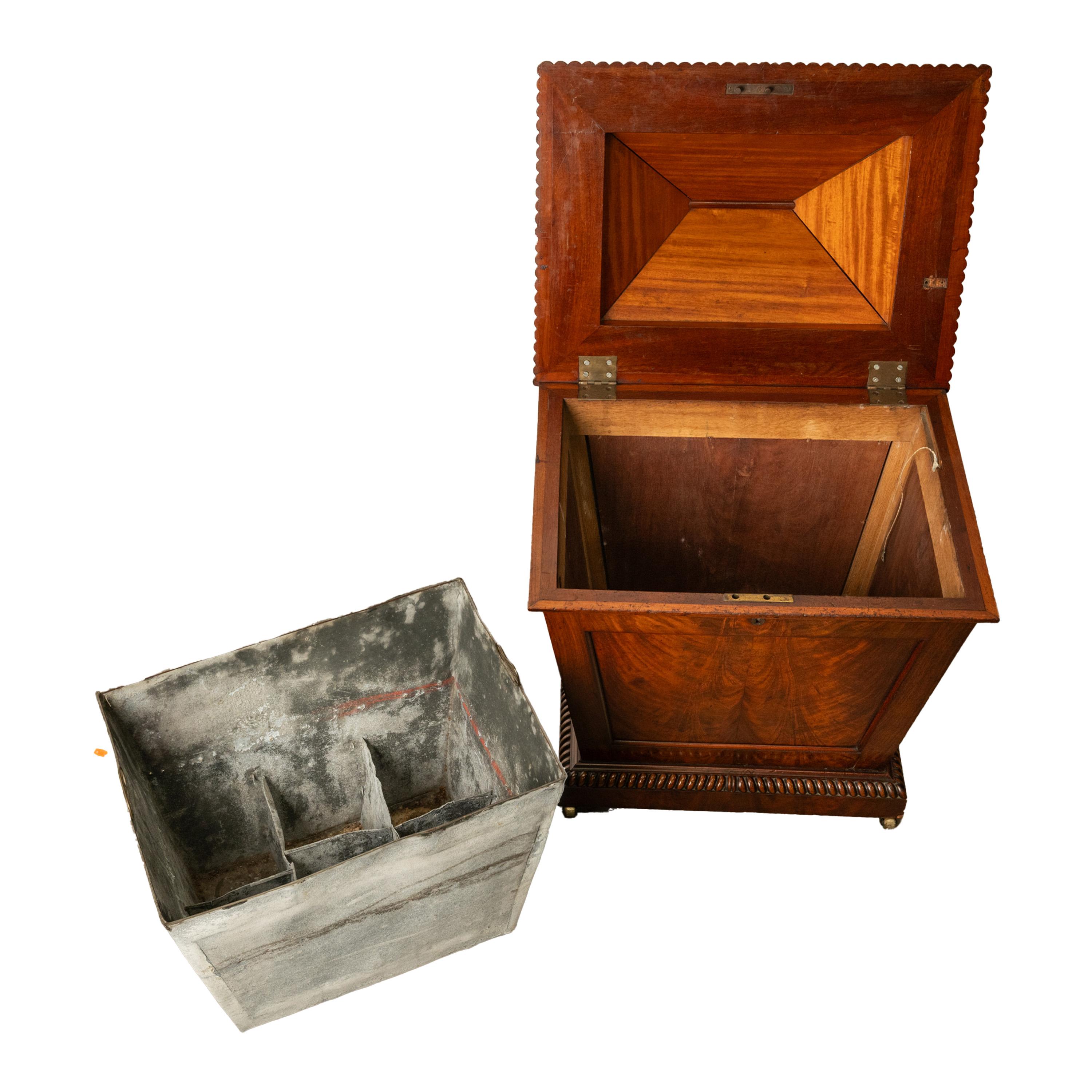 Antiguo Georgiano Regencia Llama Caoba Sarcófago Vino Cellarette Enfriador 1820 en venta 11