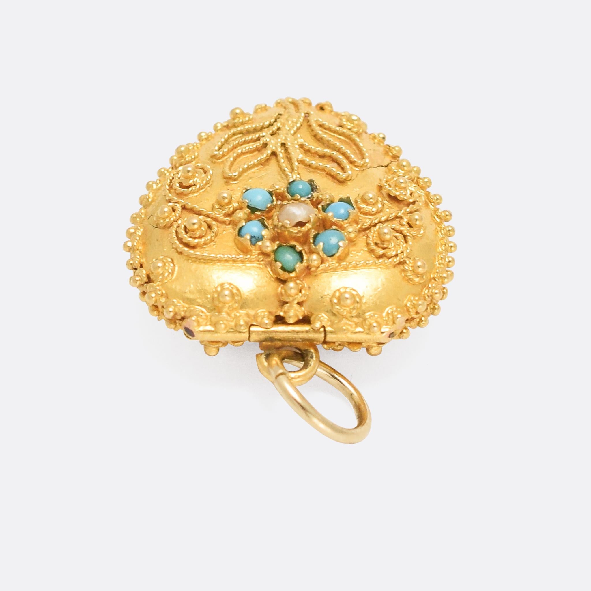 Antique Georgian Regency Forget-Me-Not Heart Locket Pendant In Fair Condition In Sale, Cheshire