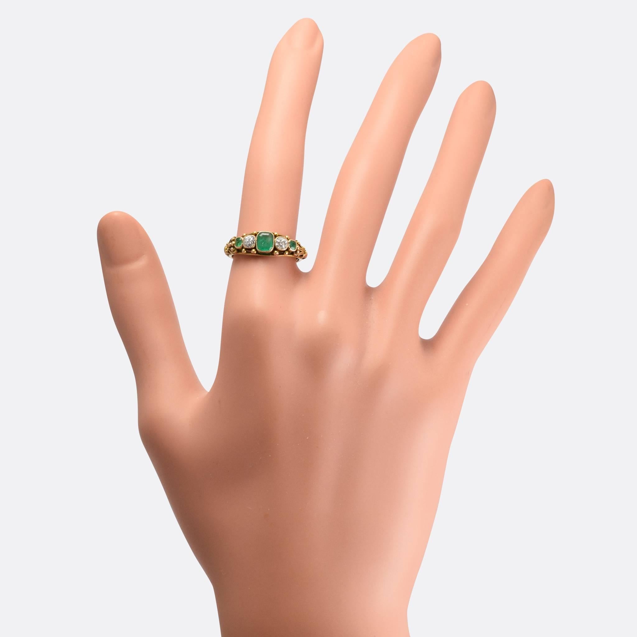 Antique Georgian Regency Period Emerald Diamond Filigree Ring In Good Condition In Sale, Cheshire