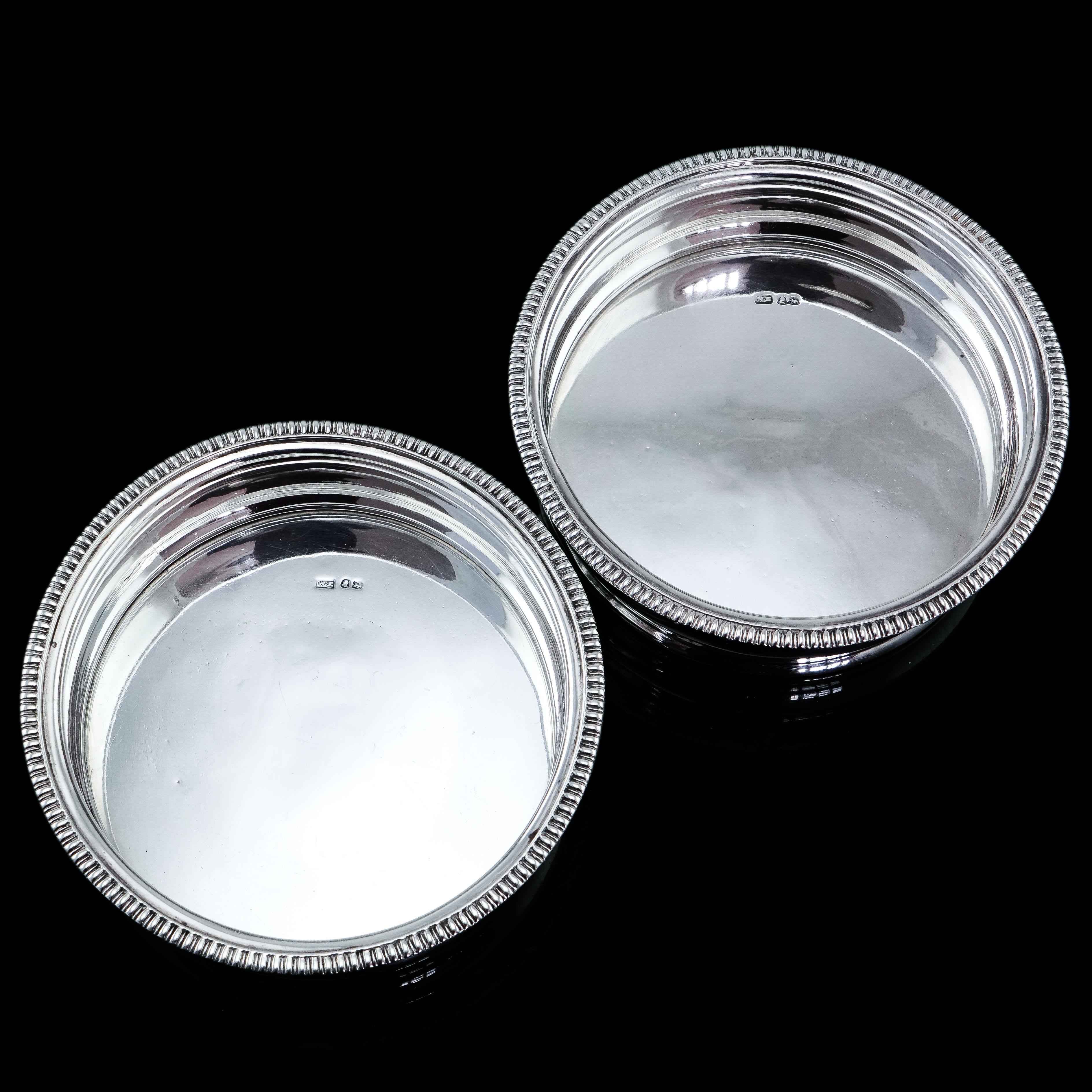 Antico sottobicchiere d'argento massiccio Georgiano Regency con base d'argento - William Eaton in vendita 6