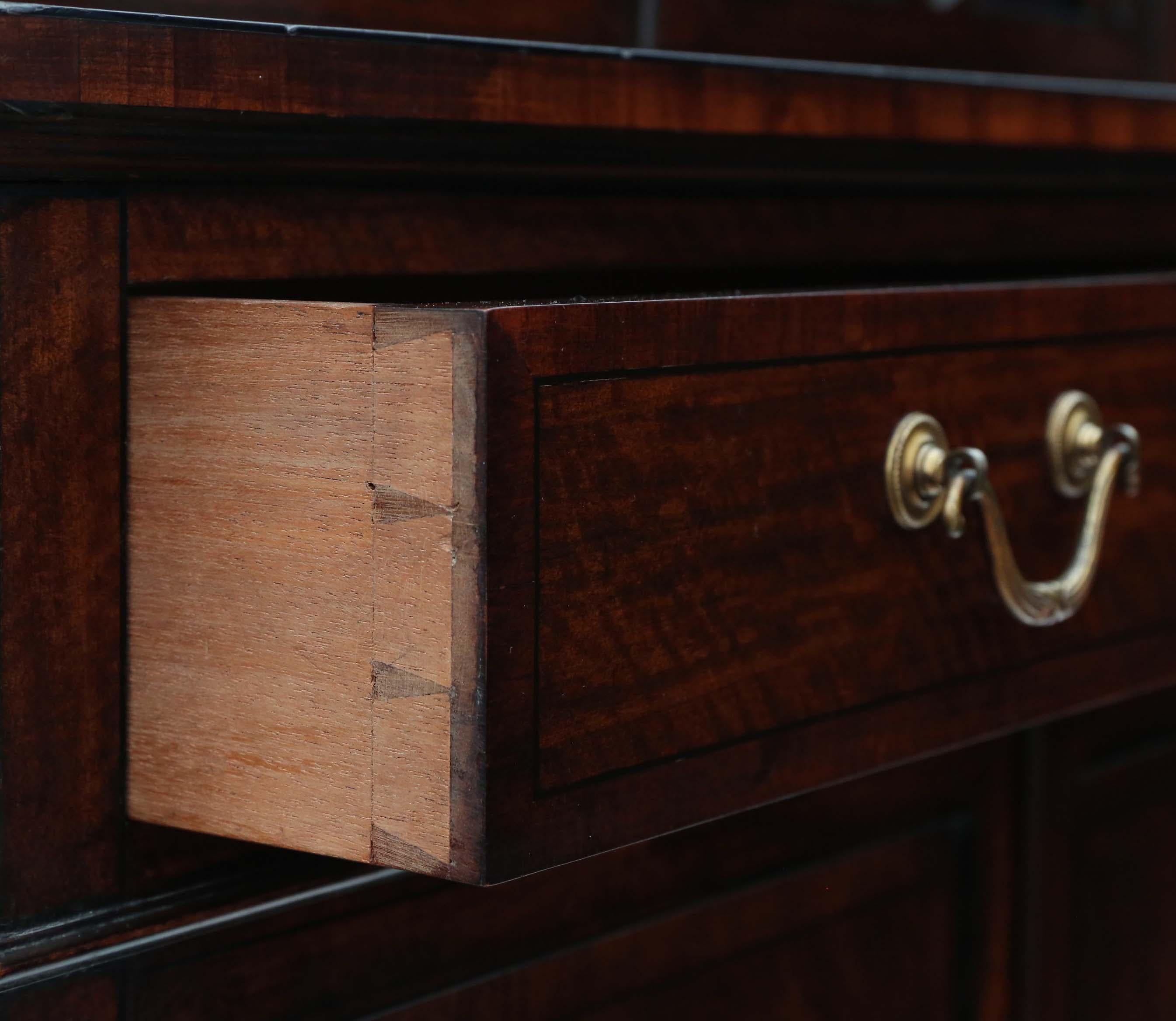 Antique Georgian Revival Mahogany Glazed Bookcase on Cupboard, circa 1890 In Good Condition In Wisbech, Cambridgeshire