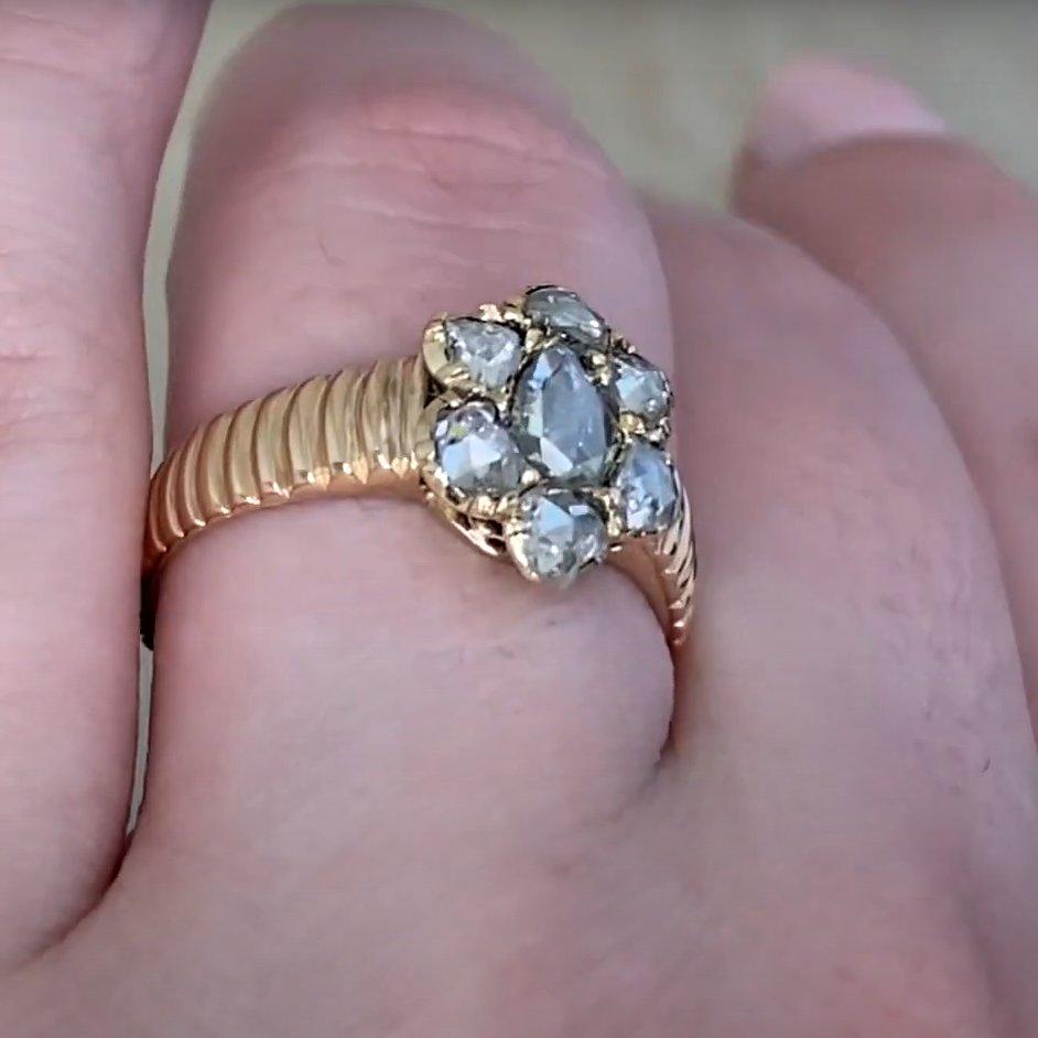 Taille rose Bague géorgienne ancienne grappe de diamants taille rose (environ 0,5 carat), or jaune en vente