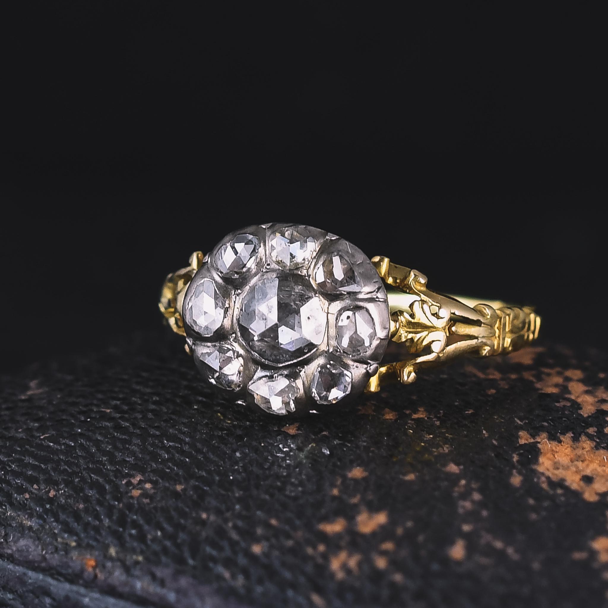 Antique Georgian Rose Cut Diamond Round Cluster Ring In Good Condition In Sale, Cheshire