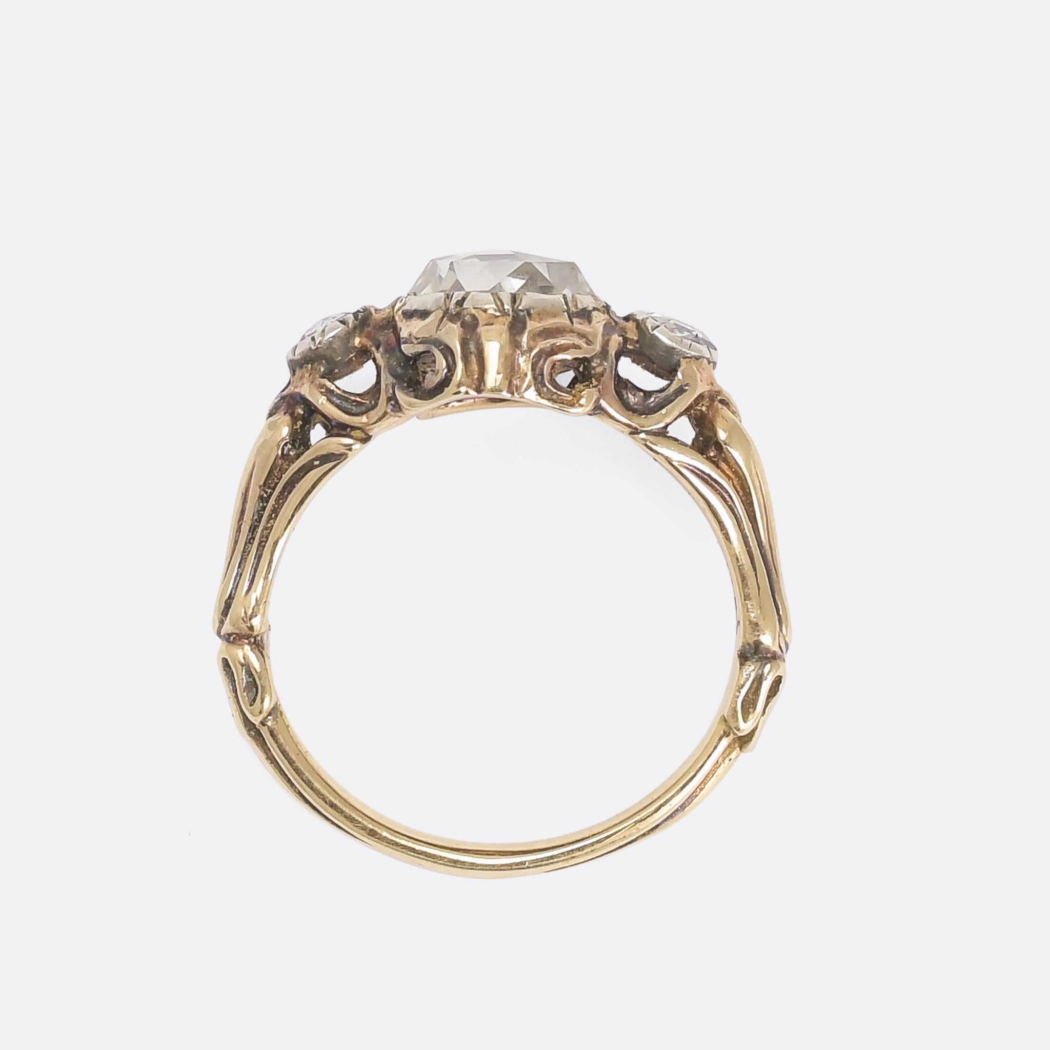 Antique Georgian Rose Diamond Three-Stone Ring In Good Condition In Sale, Cheshire