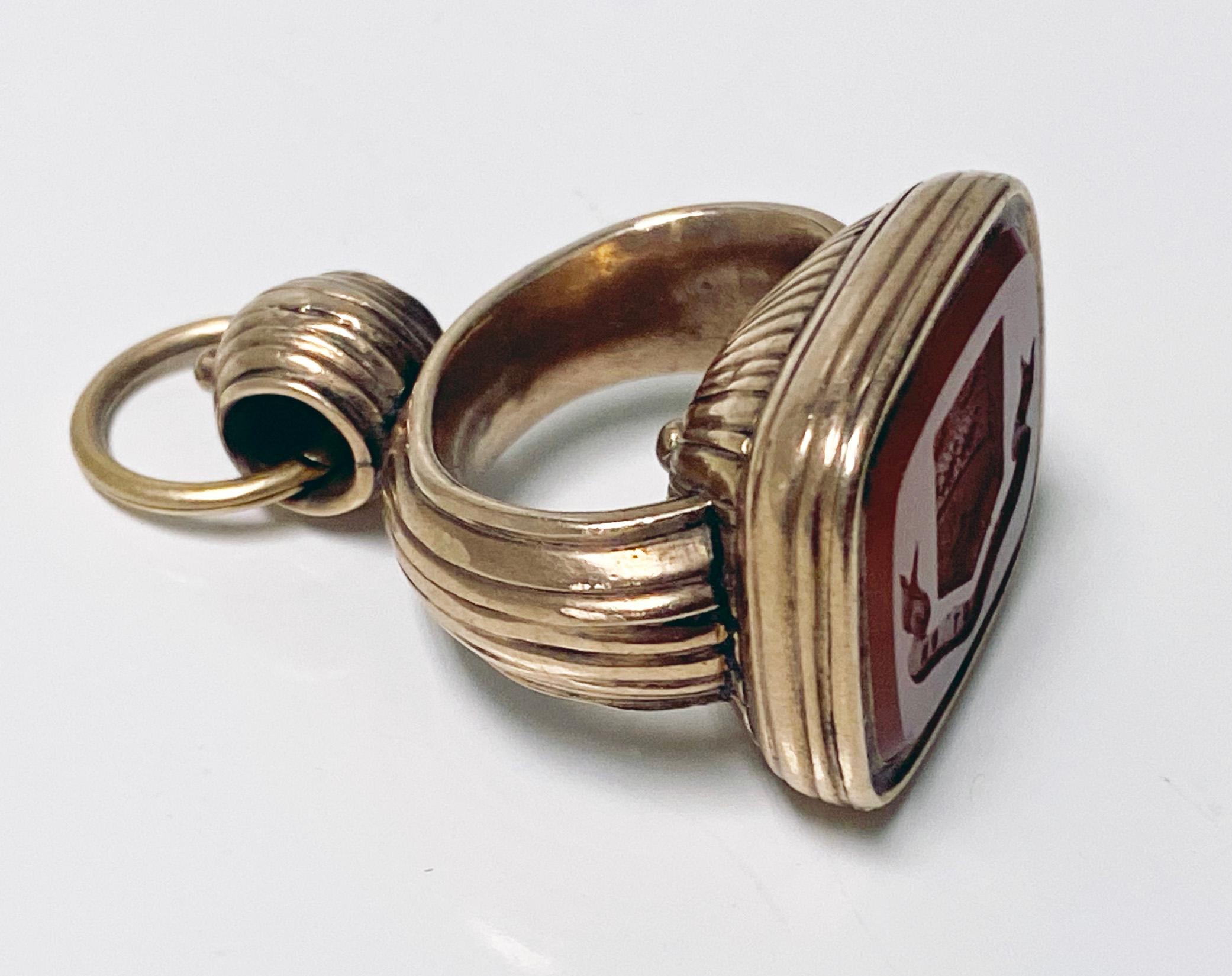 Antique Georgian Rose Gold and Carnelian Seal Fob C.1820 In Good Condition In Toronto, Ontario