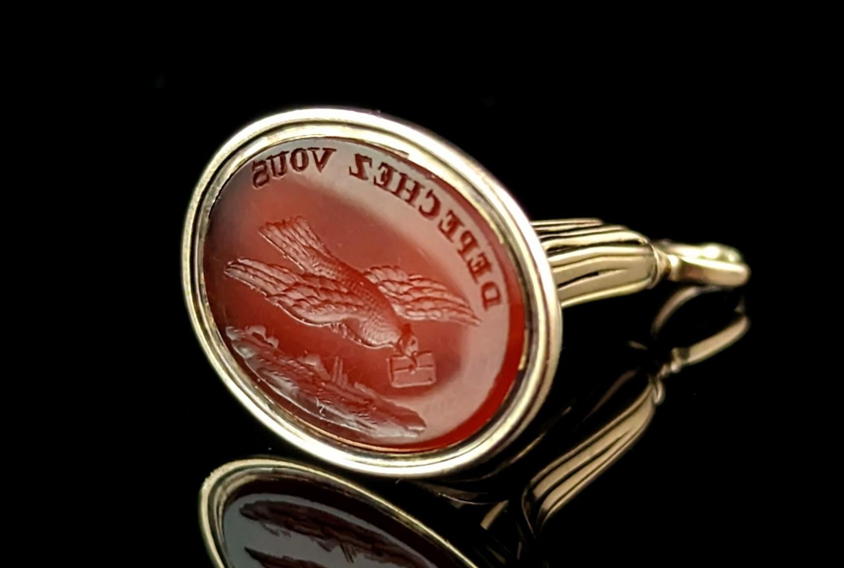Antique Georgian seal fob pendant, Depeche Vous, 9k gold and Carnelian  For Sale 3