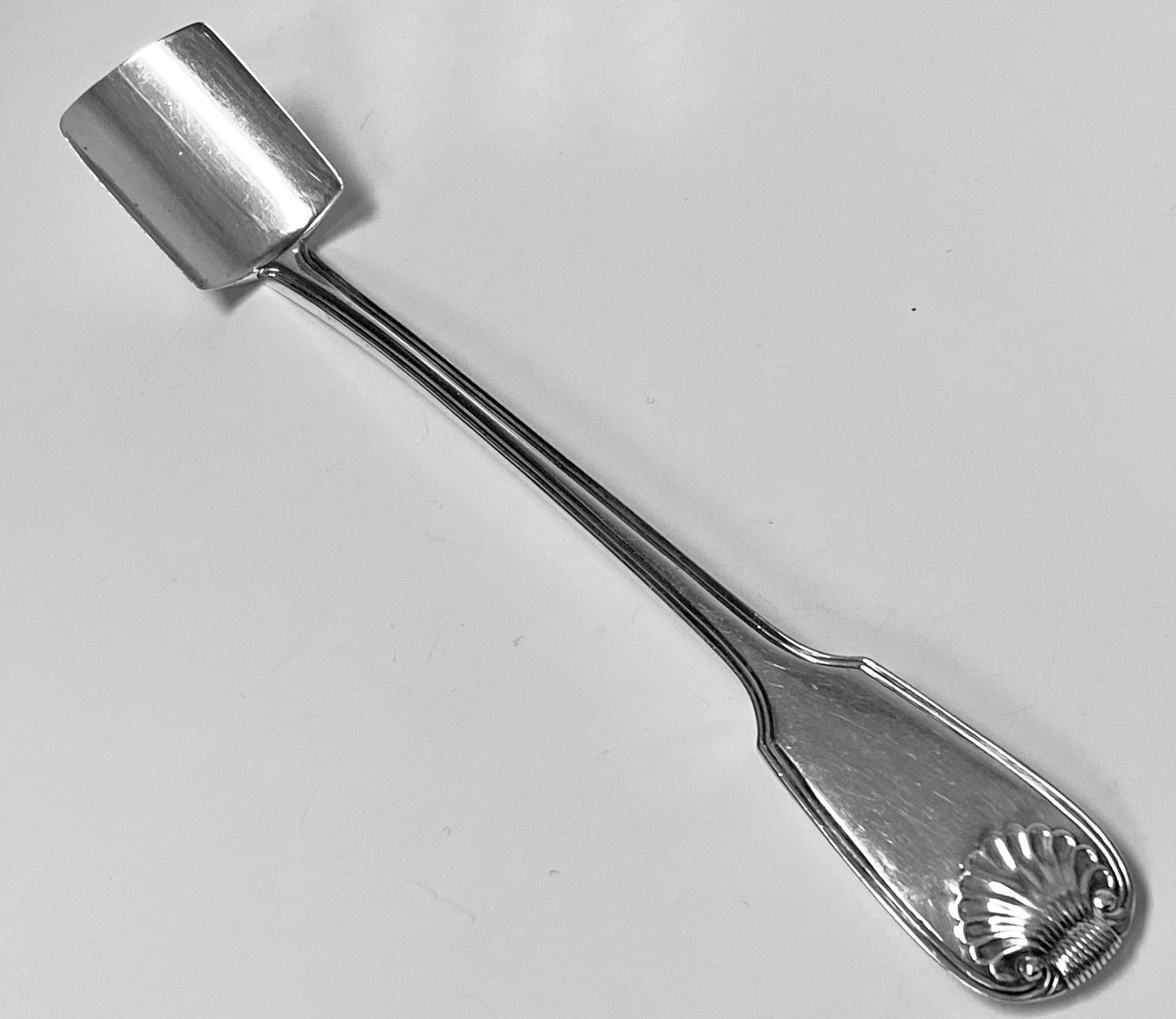 Antique Georgian silver cheese scoop, London 1813 Eley, Fearn and Chawner. Heavy gauge silver, fiddle thread and shell. No monograms. Measure: Length 10 inches. Weight 125.88 grams.