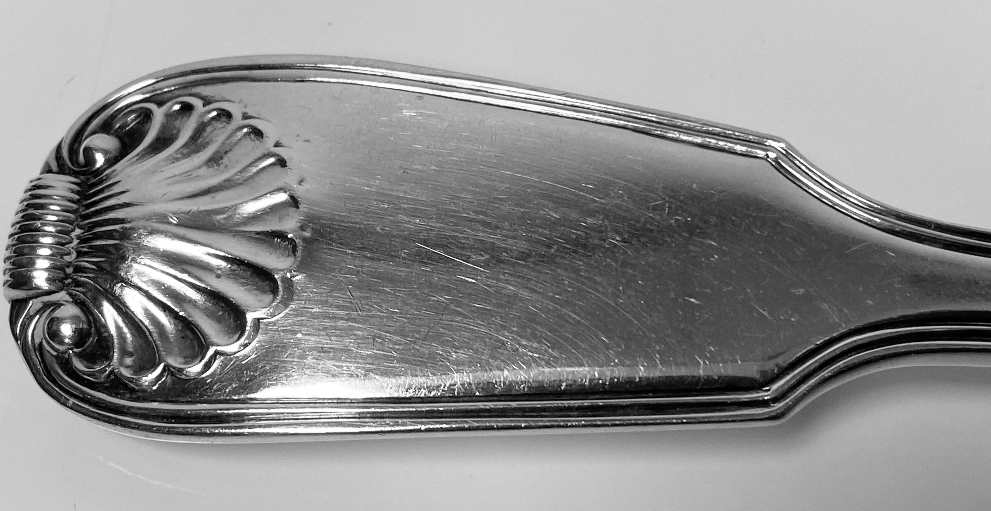 Antique Georgian Silver Cheese Scoop, London 1813 Eley, Fearn and Chawner In Good Condition In Toronto, Ontario