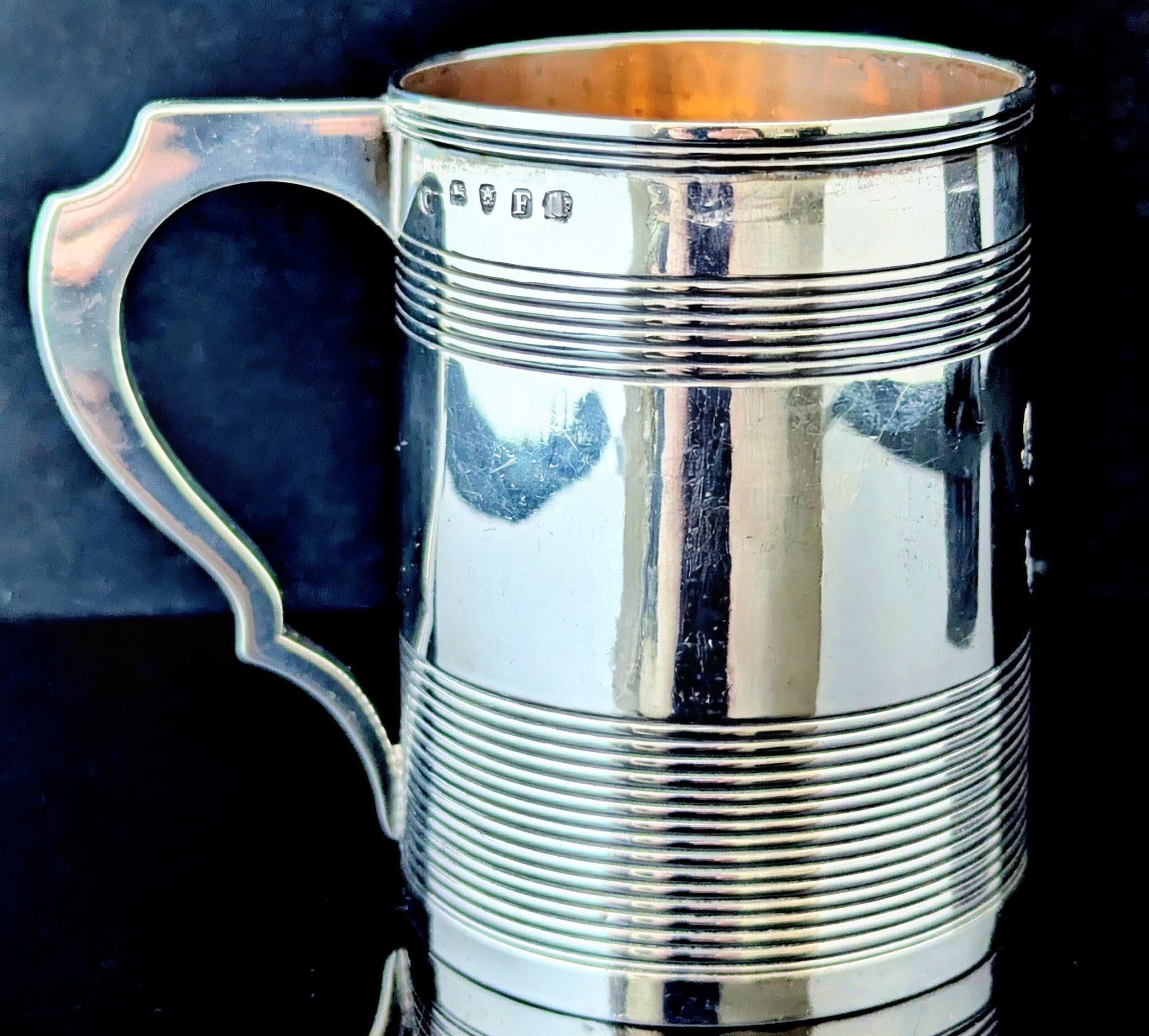 Britannico Antico boccale da battesimo in argento georgiano, mezza pinta di birra in vendita