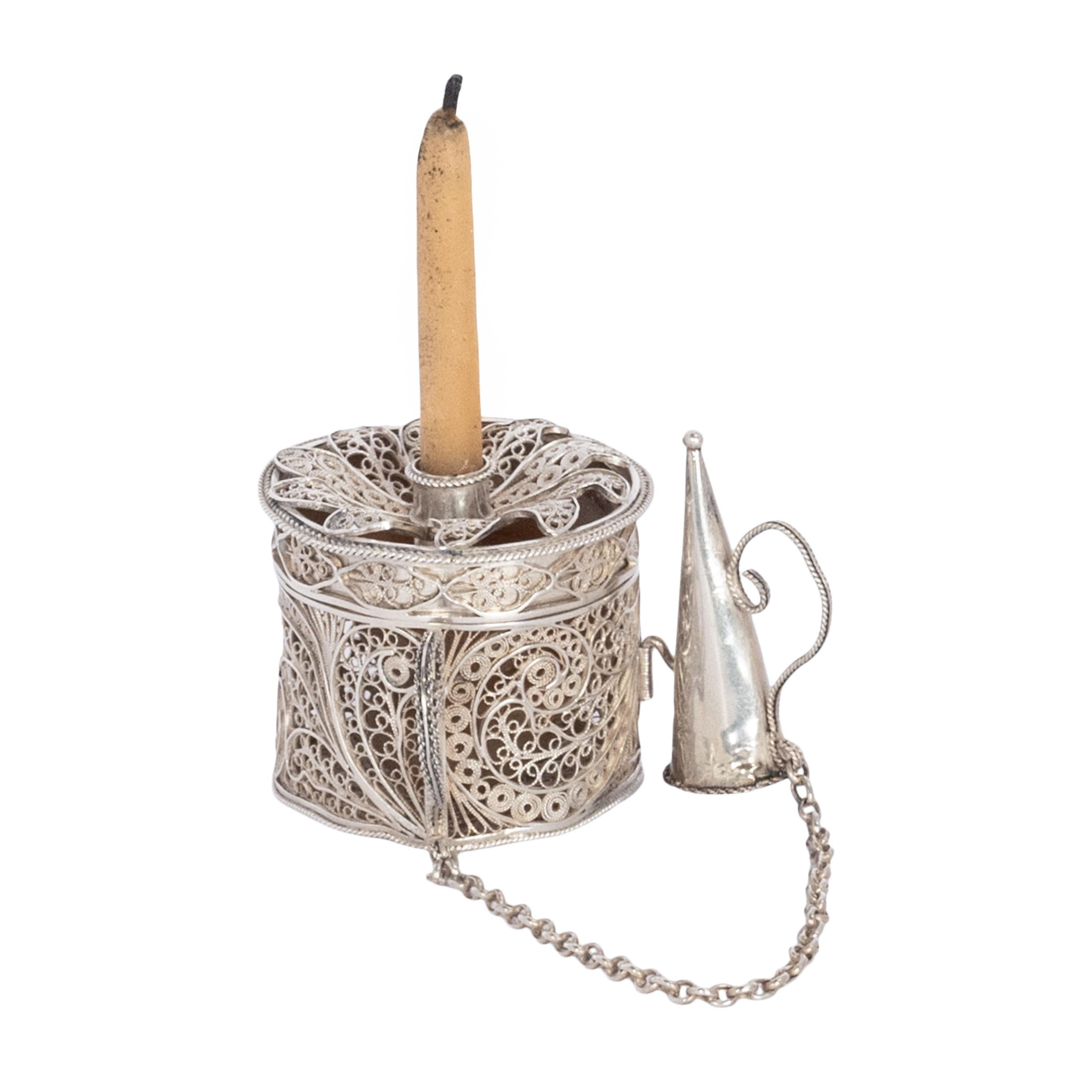 Antique Georgian Silver Filigree Bougie Box Chamberstick Candlestick 1780 In Good Condition For Sale In Portland, OR