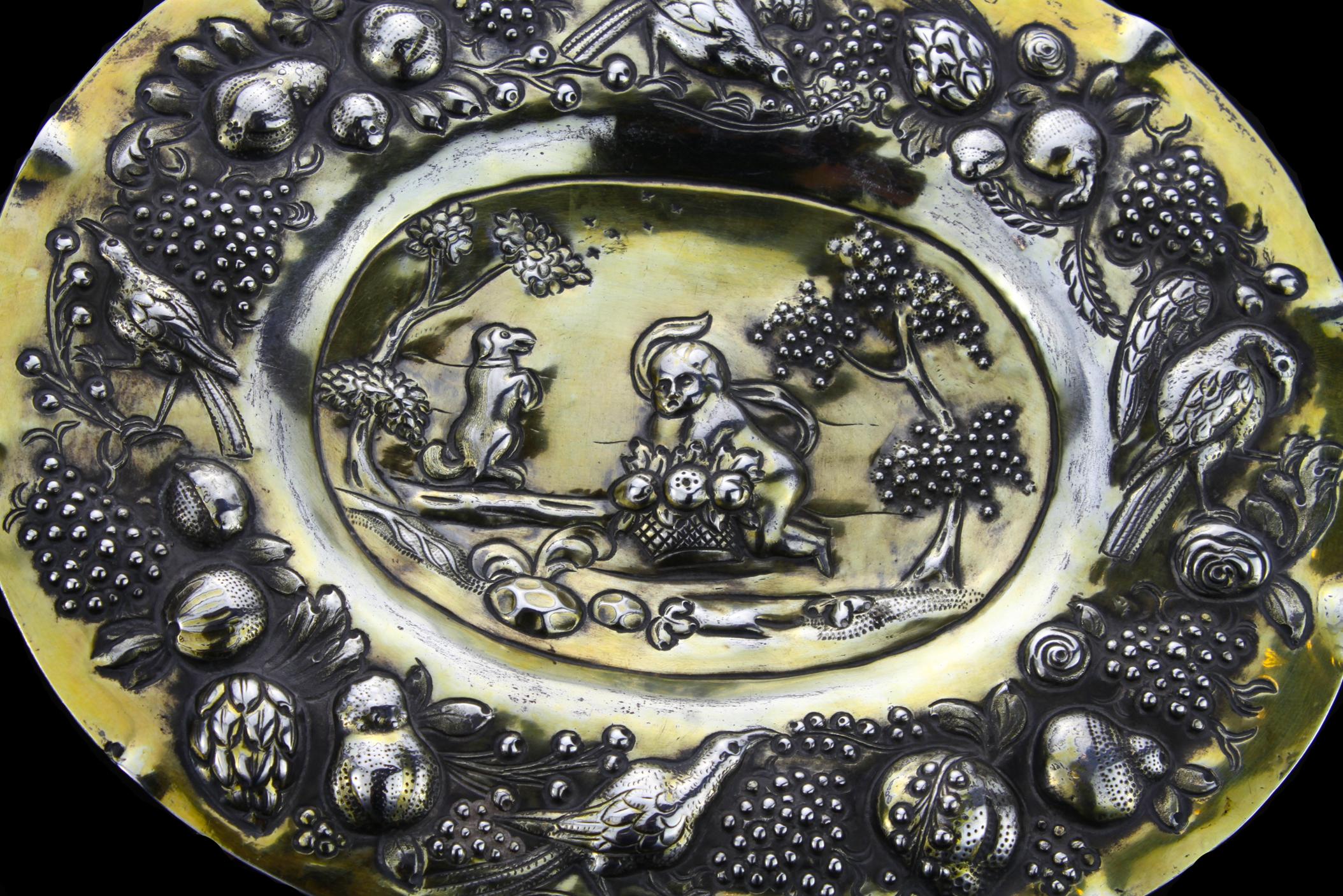 British Antique Georgian Silver Gilt Sideboard Dish For Sale