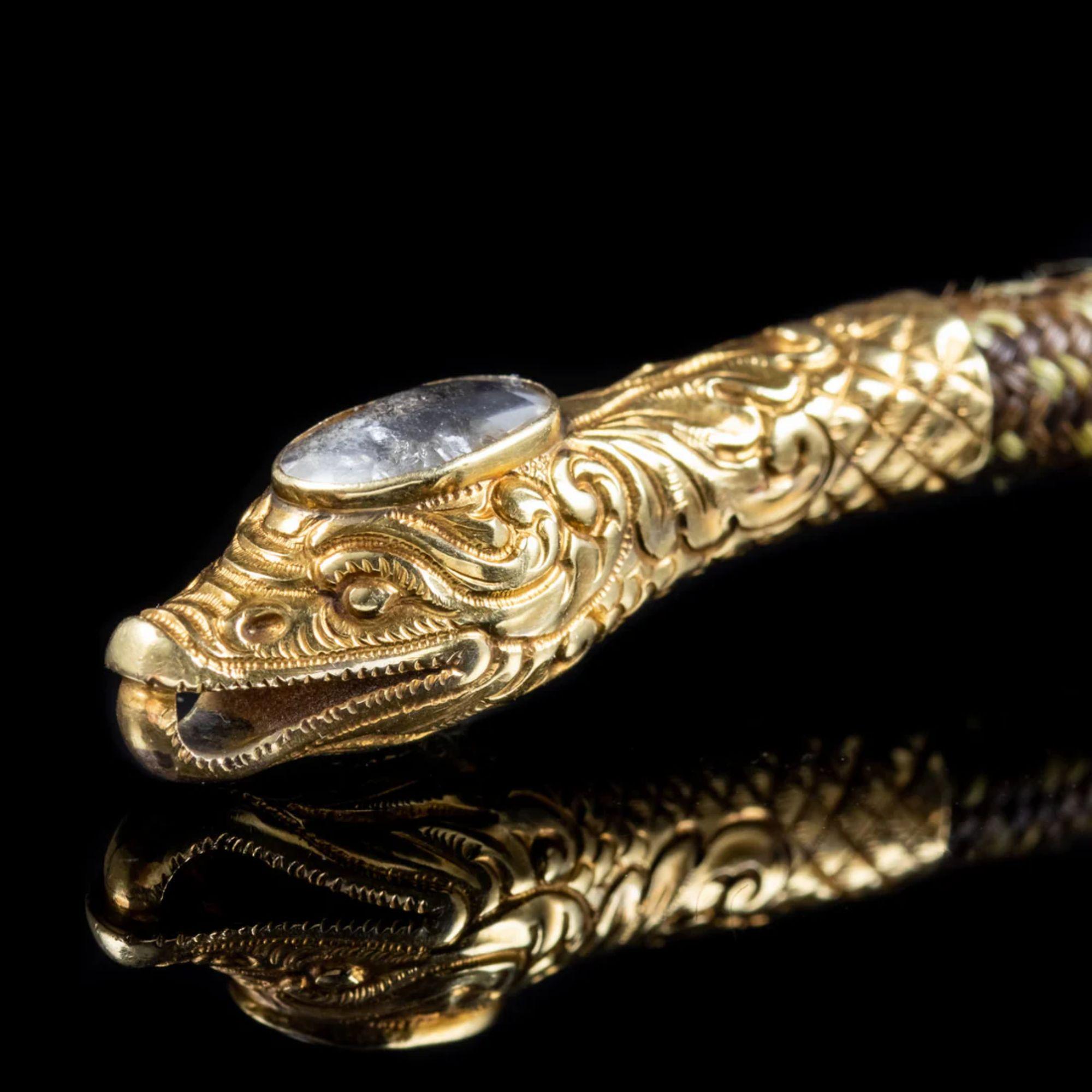 Collier de serpent géorgien ancien en cristal de roche et or 18 carats en vente 3