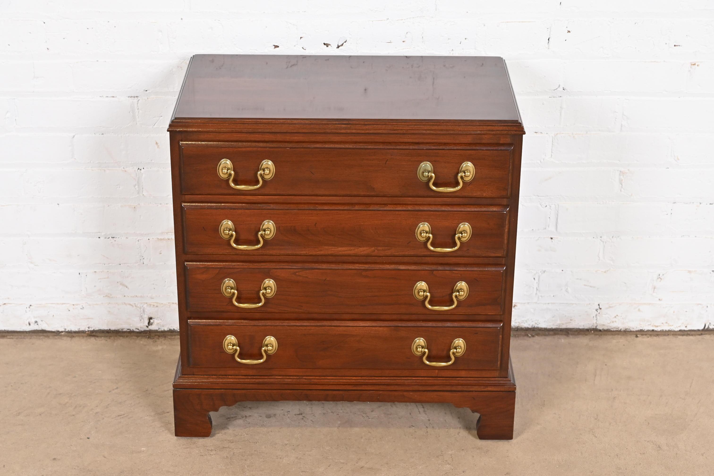 American Antique Georgian Solid Cherry Wood Four-Drawer Bedside Chest For Sale