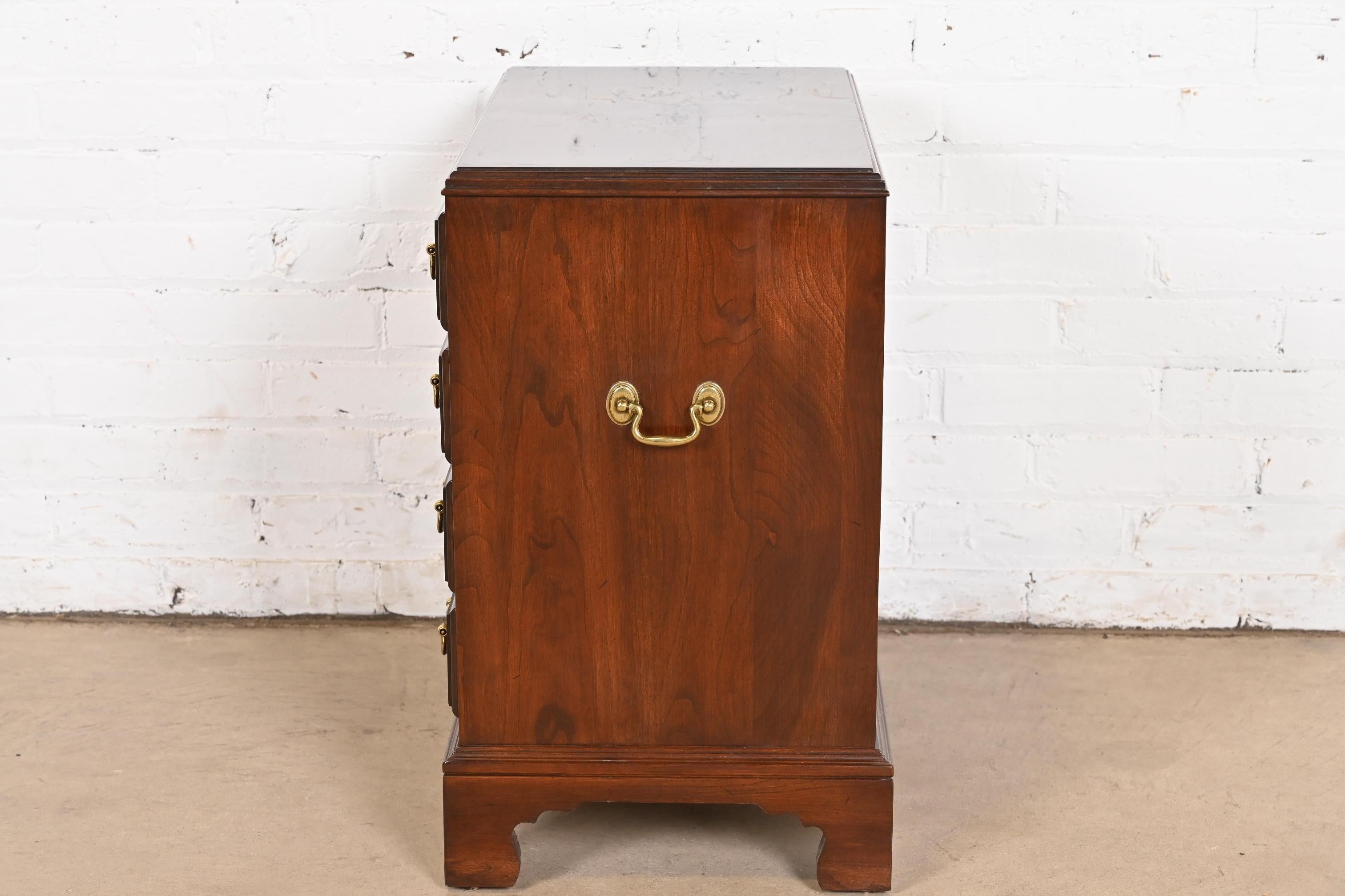 Antique Georgian Solid Cherry Wood Four-Drawer Bedside Chest For Sale 3