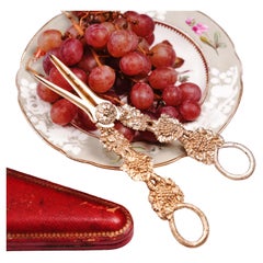 Antique ciseaux à raisin géorgiens en argent massif doré avec de magnifiques vignes 