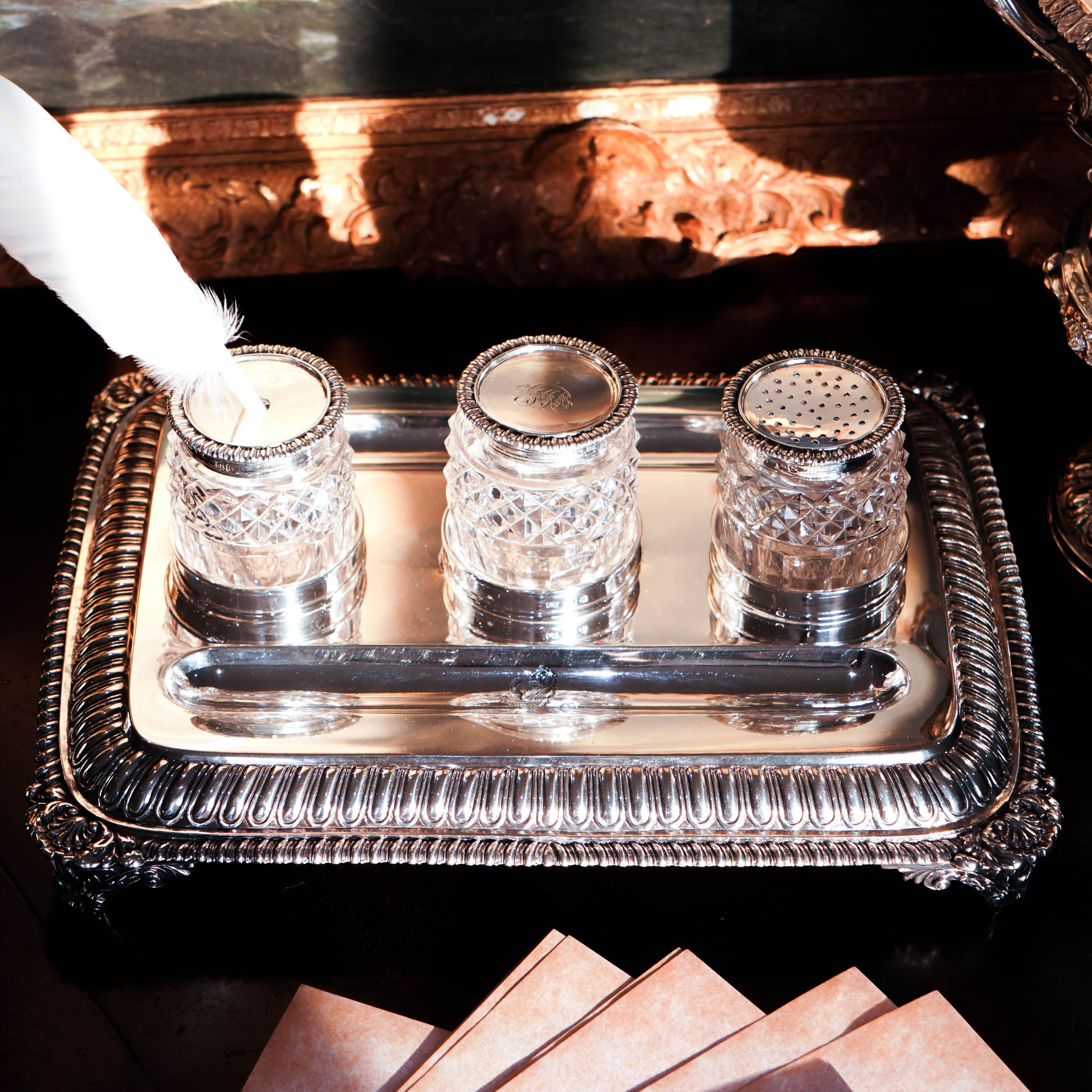 Antique Georgian Solid Silver Inkstand (1kg+) Regency Design London 1813 Plata esterlina en venta