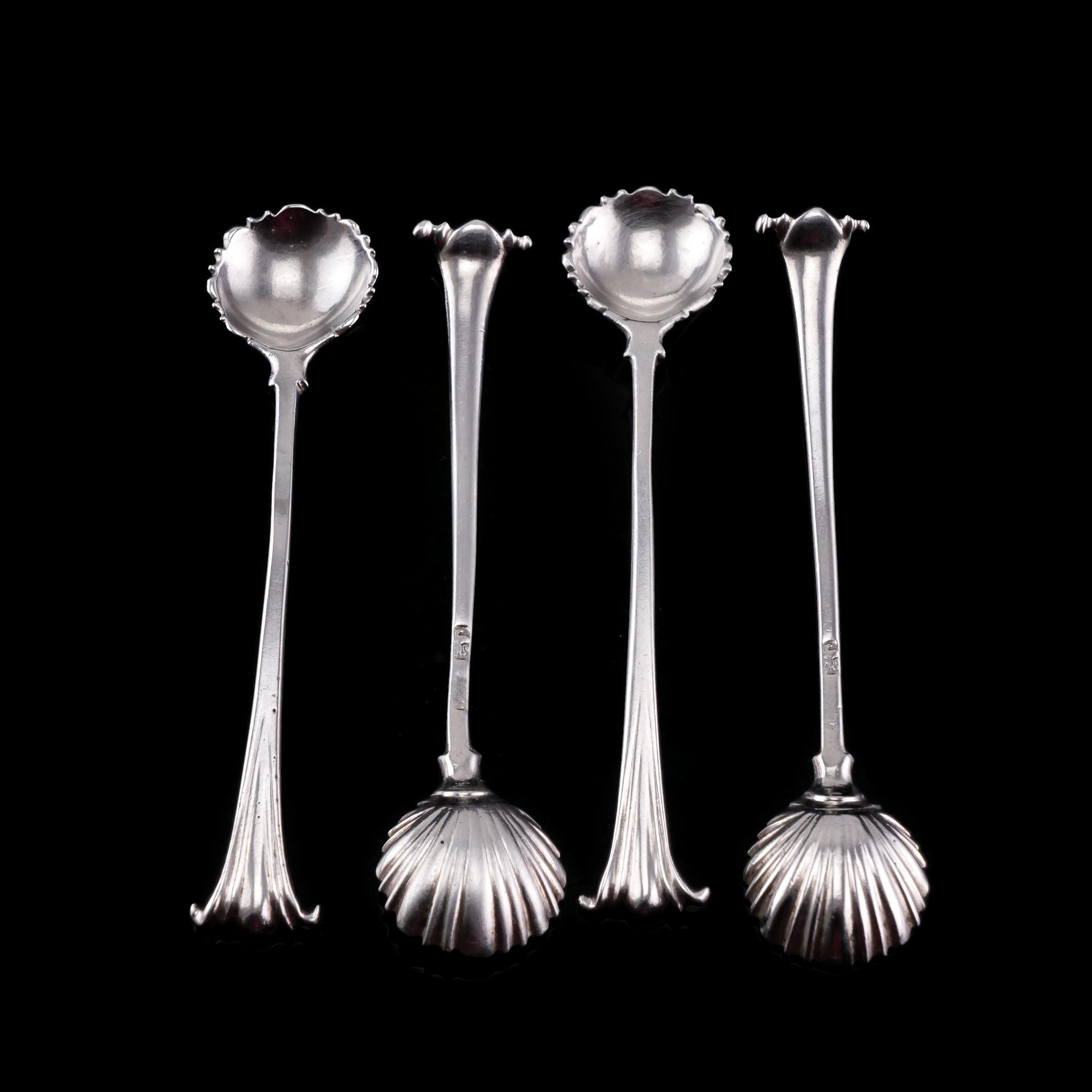 Rococo Antique Georgian Solid Silver Set of 4 Salt Spoons Onslow Pattern, C.1760