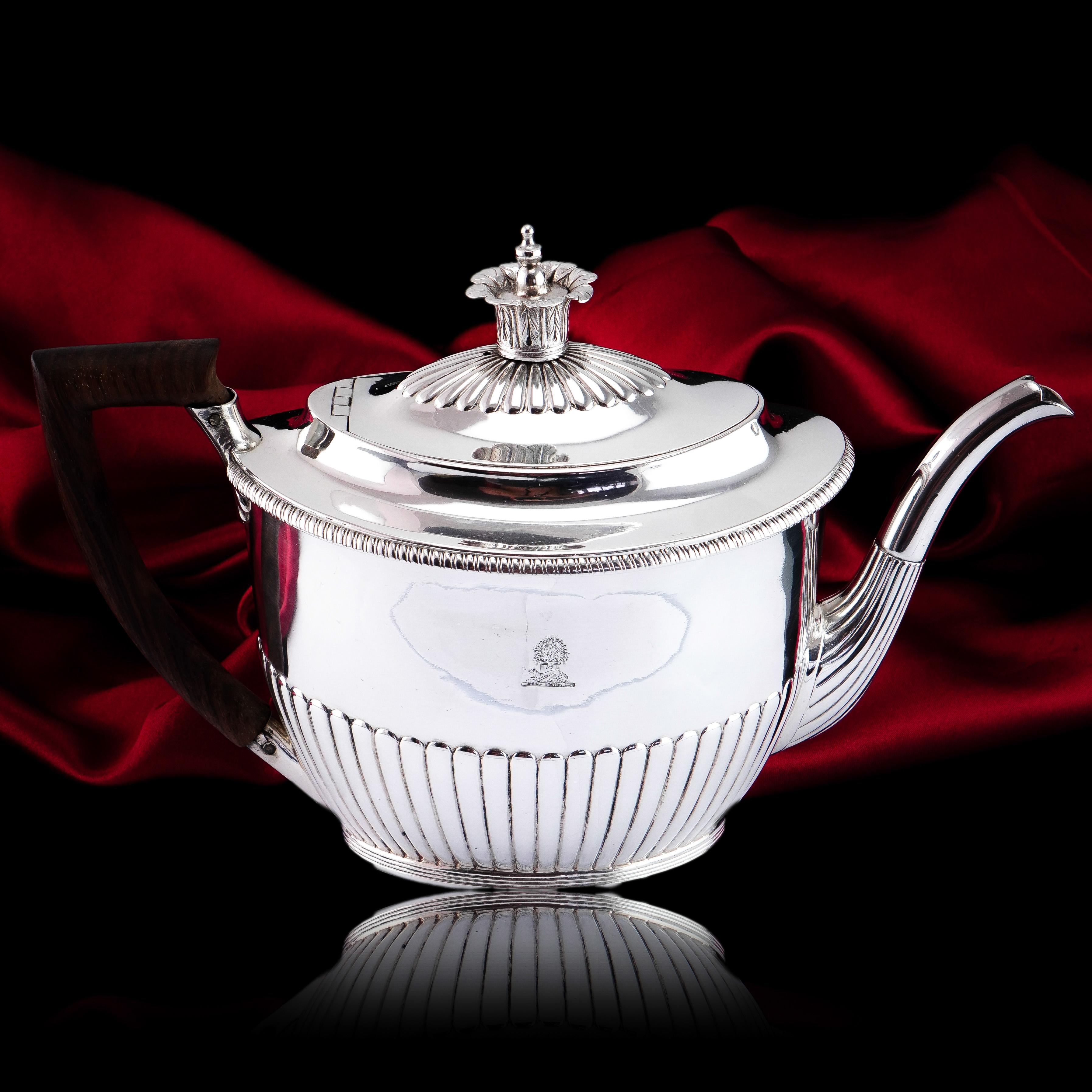 We are delighted to offer this classically elegant Georgian solid silver teapot with marks for Daniel Pontifex, London 1798.

The teapot features a timeless and very British Georgian design with a lovely plain body with areas of tasteful decoration
