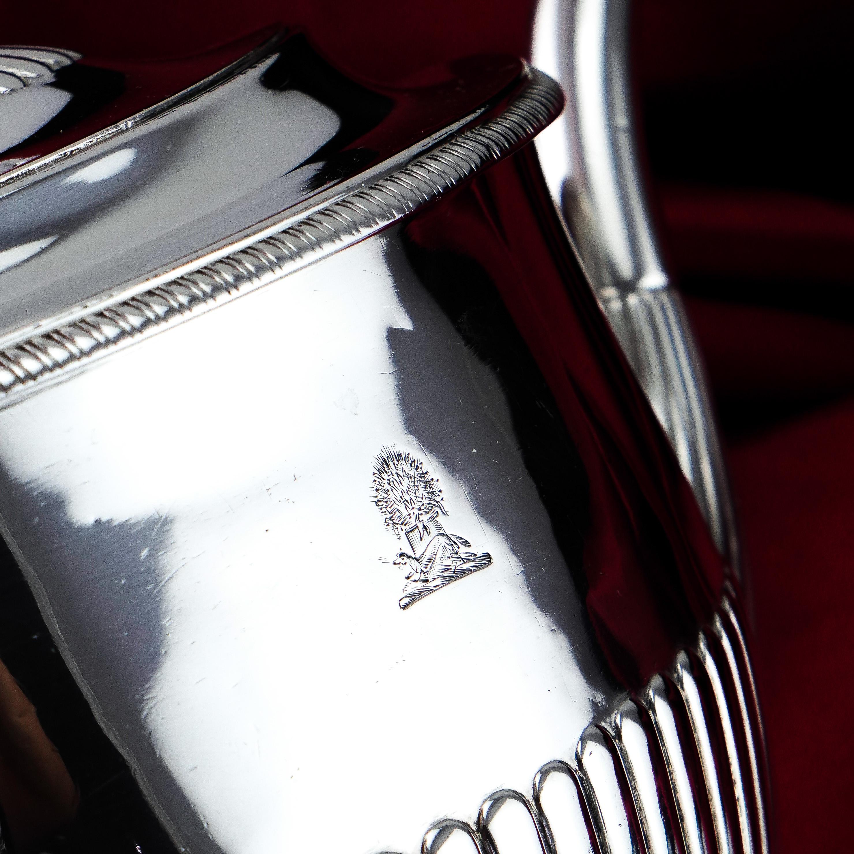 Antique Georgian Solid Silver Teapot with Coronet Finial Daniel Pontifex 1798 For Sale 4
